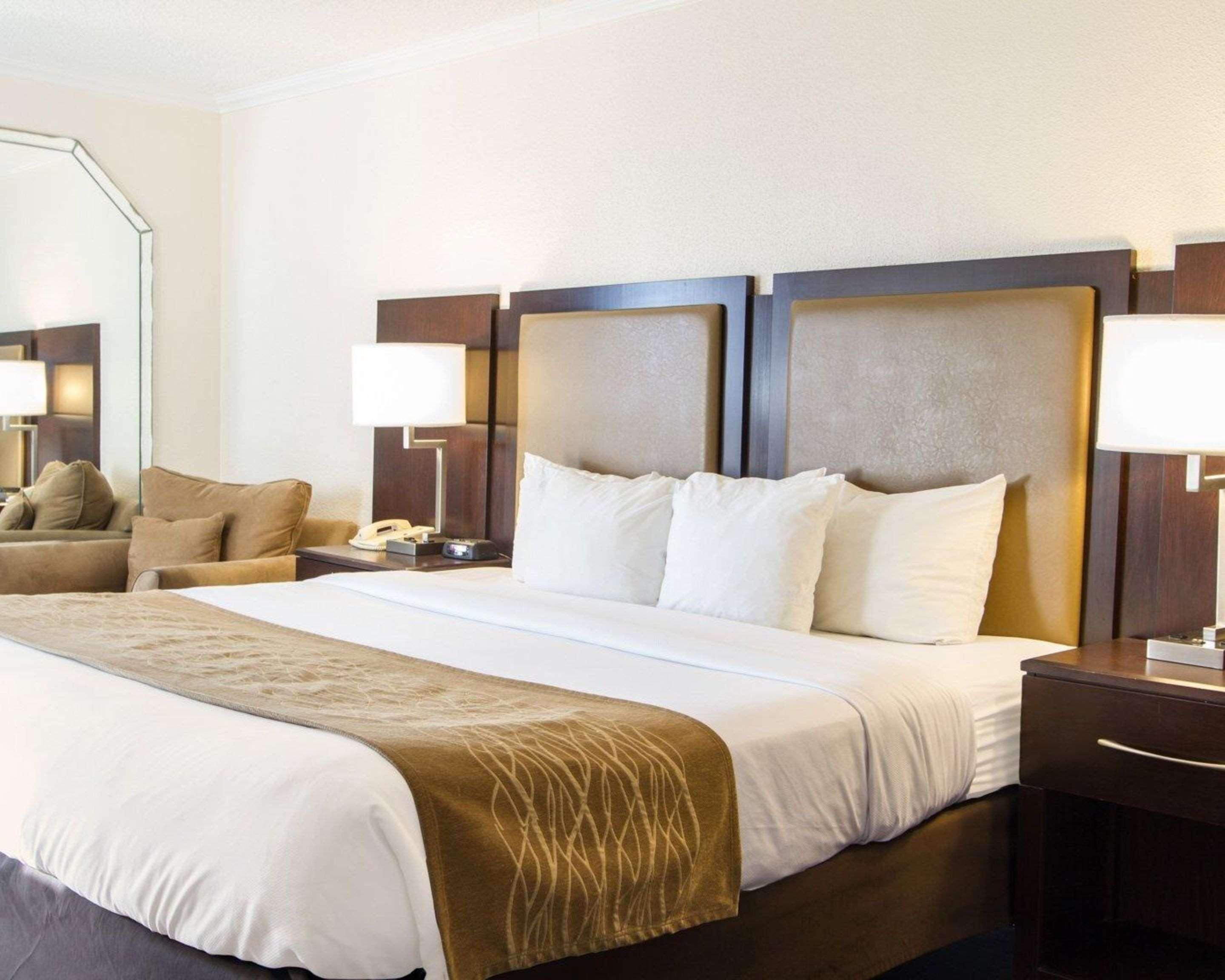 Comfort Oceanside Deerfield 3*