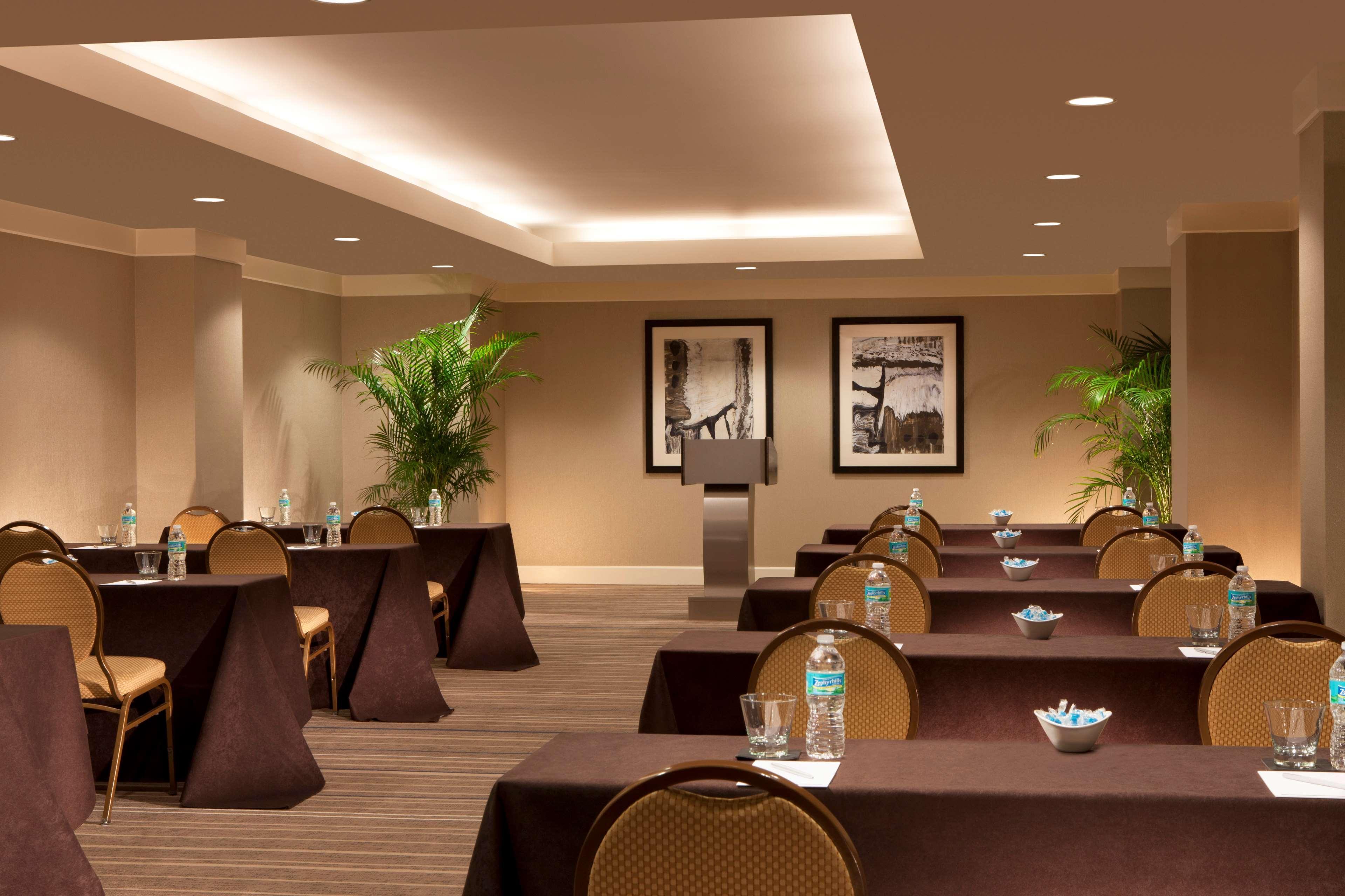 Hilton Orlando Buena Vista - Springs™ Area Resort Lake Buena Vista
