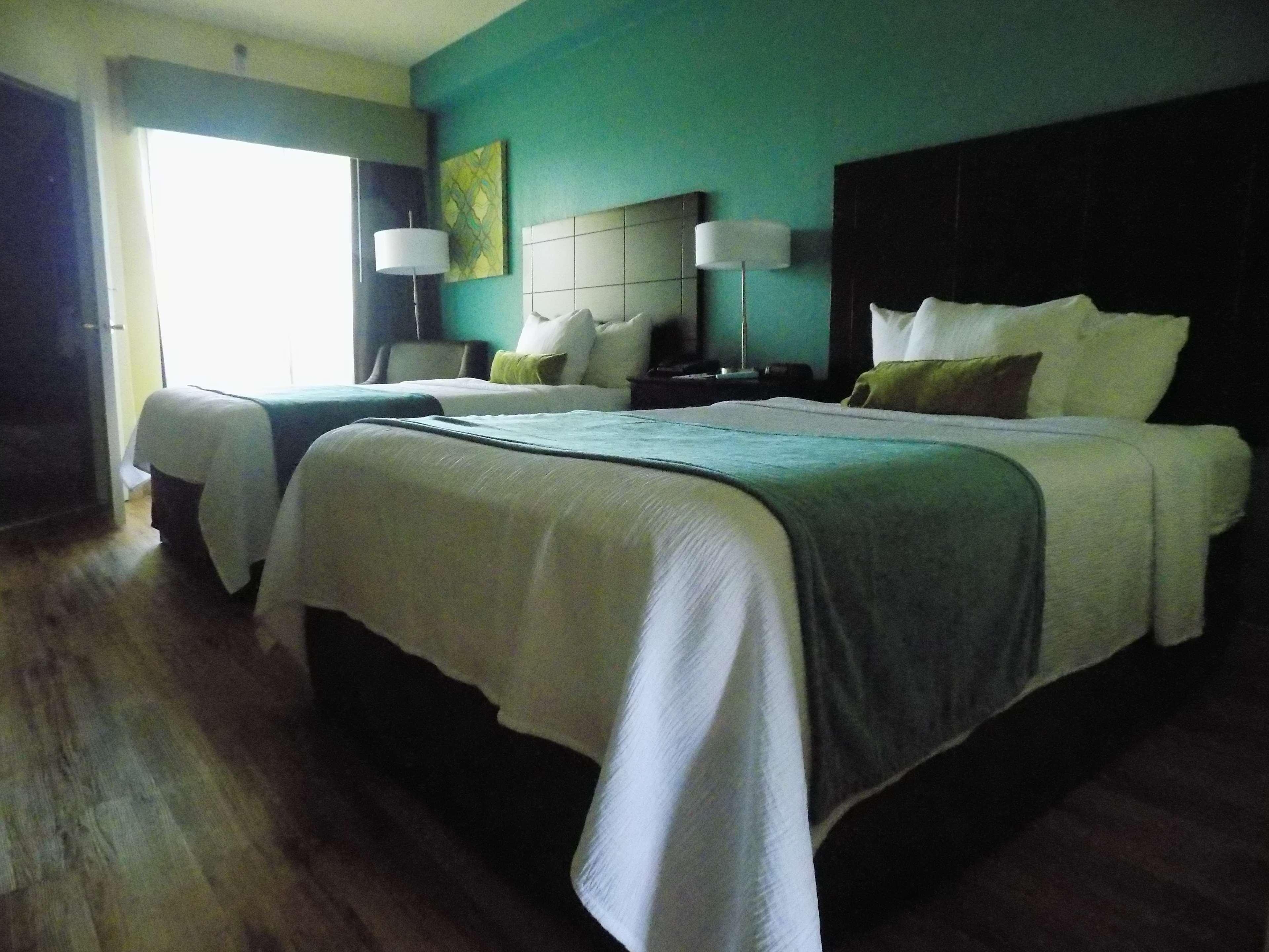 Western Deerfield & Hotel Deerfield Beach