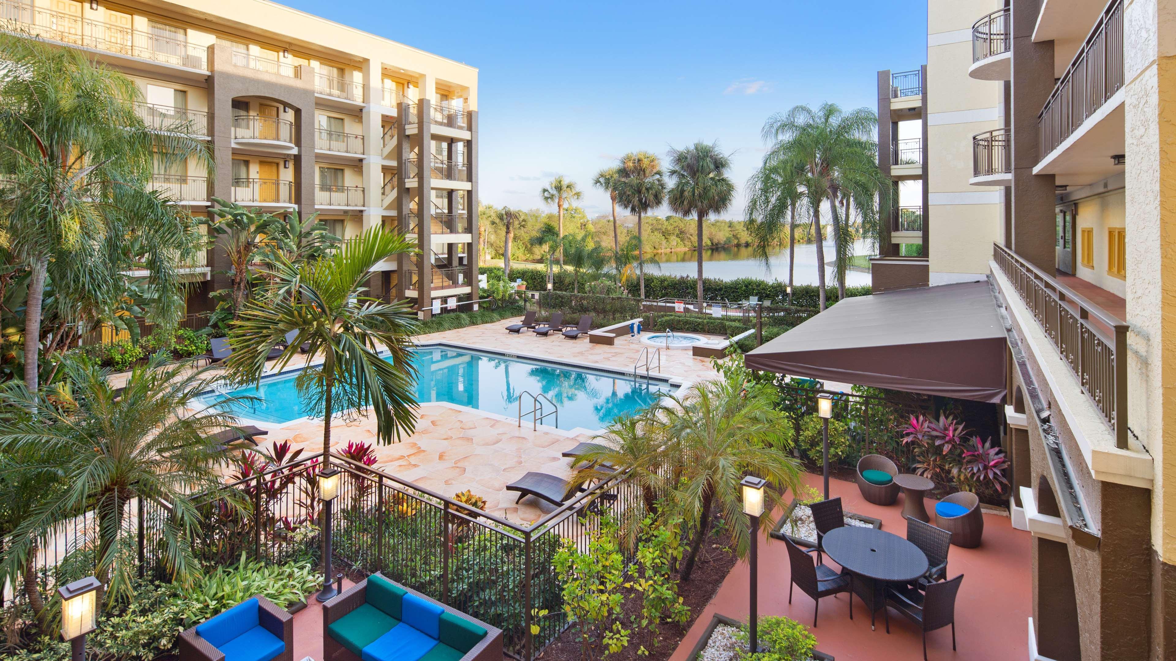 Hotel Western Deerfield & Deerfield Beach