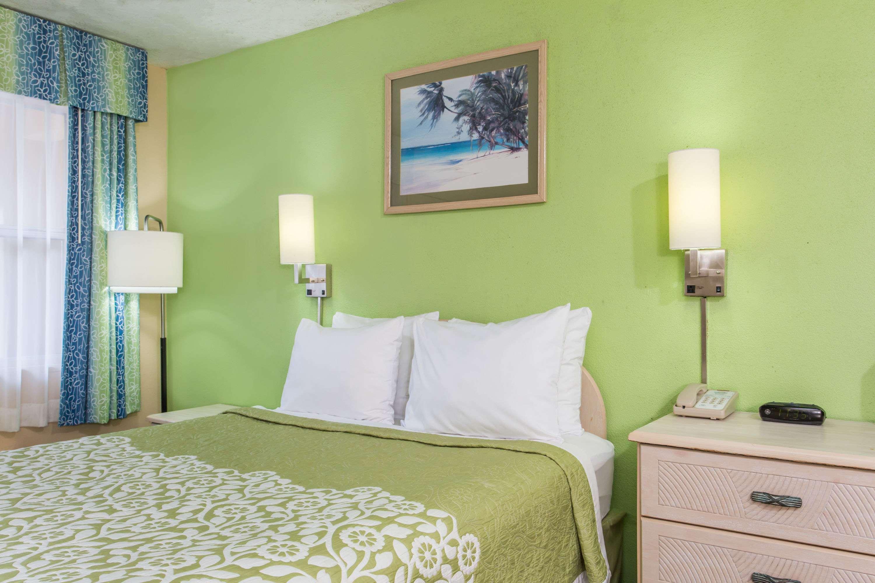 Days By Wyndham I-75 Hotel