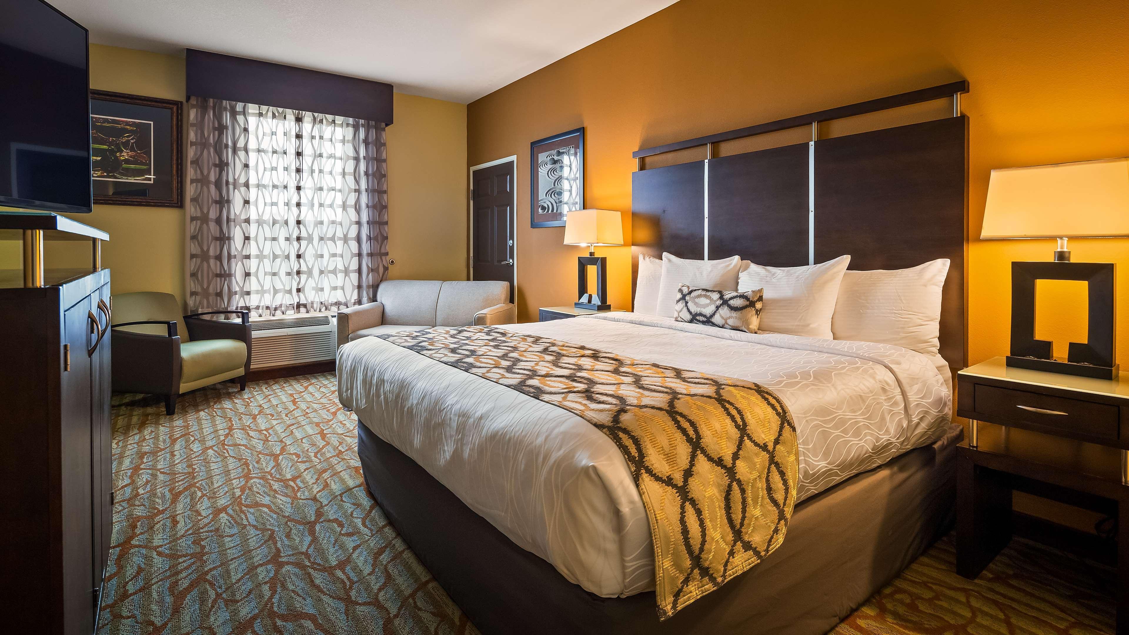Hotel Western Gateway