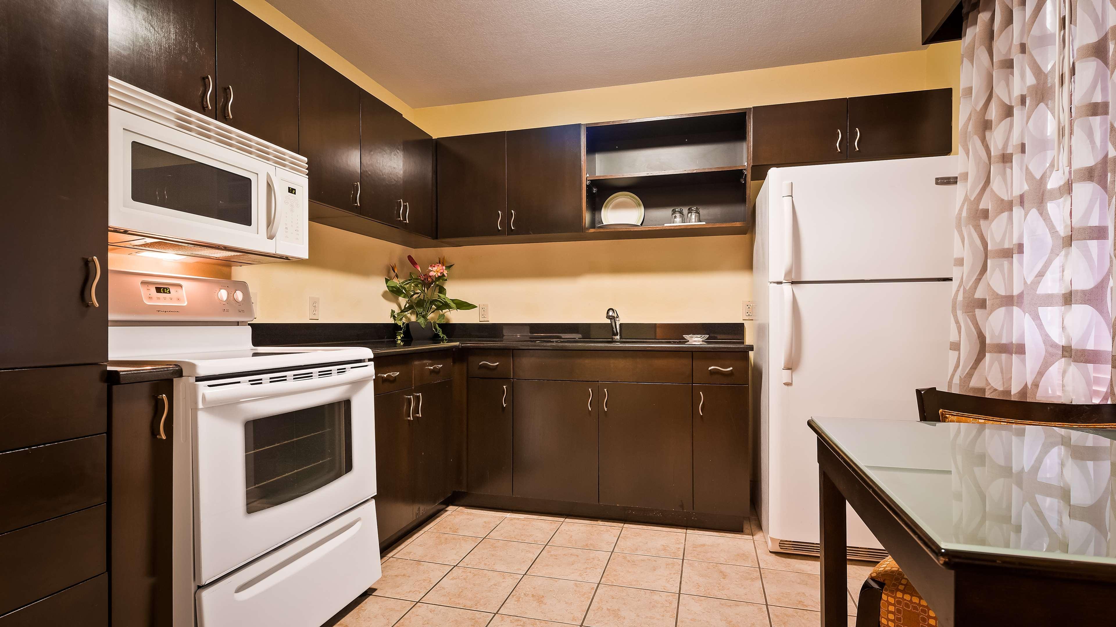 Western Gateway Hotel 3*