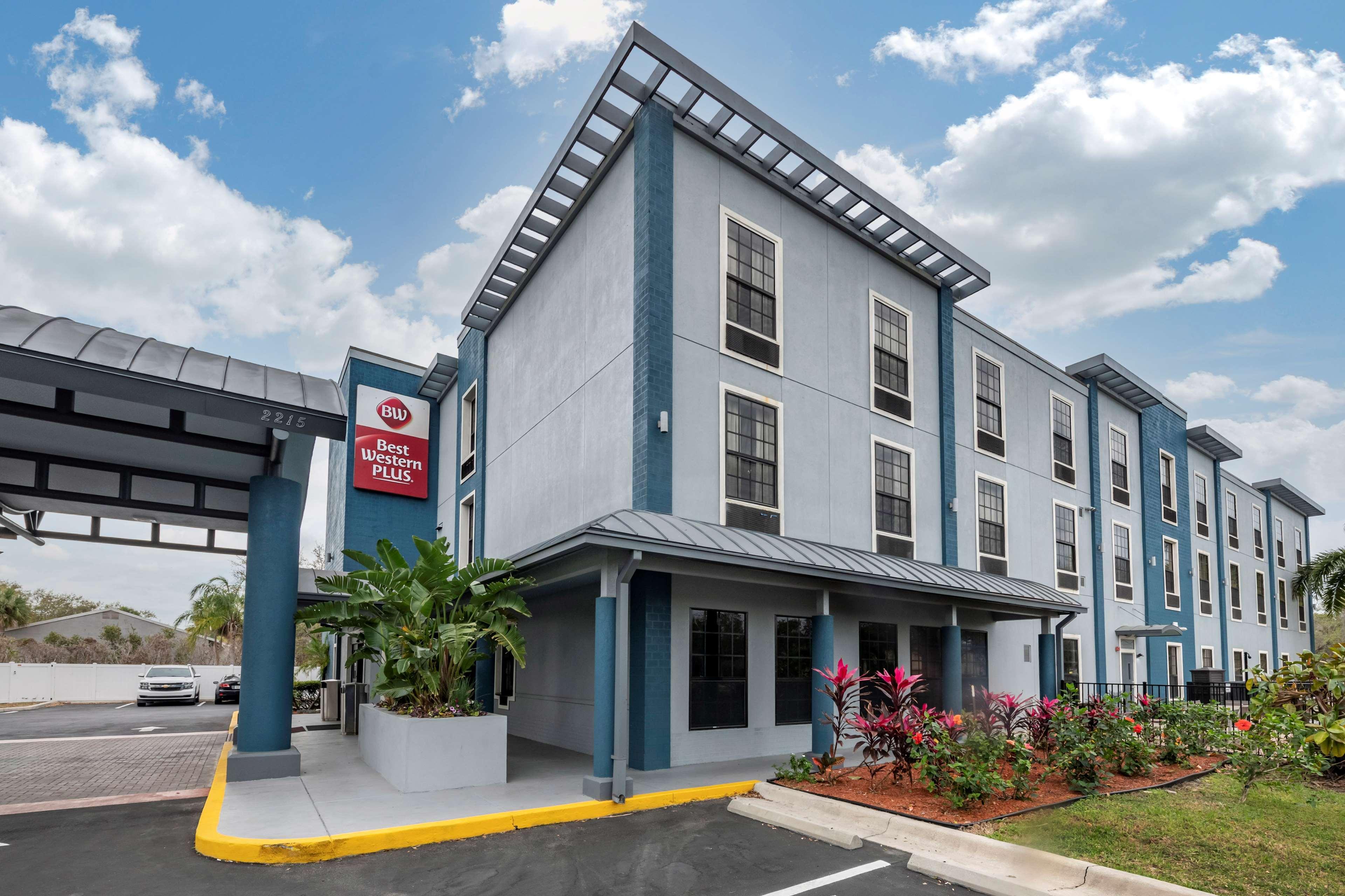 Western Gateway Hotel