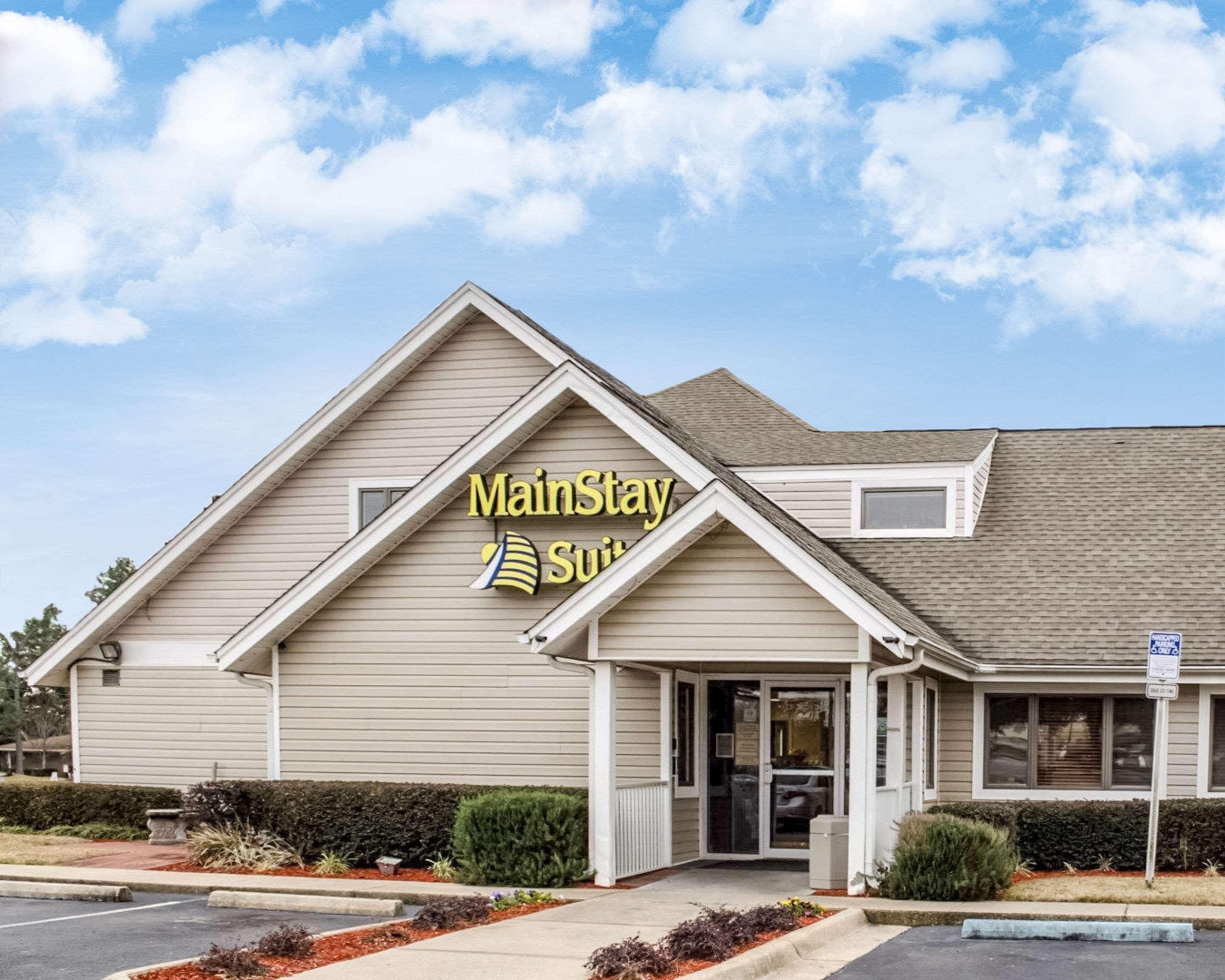 Hotel Surestay By Western Pensacola