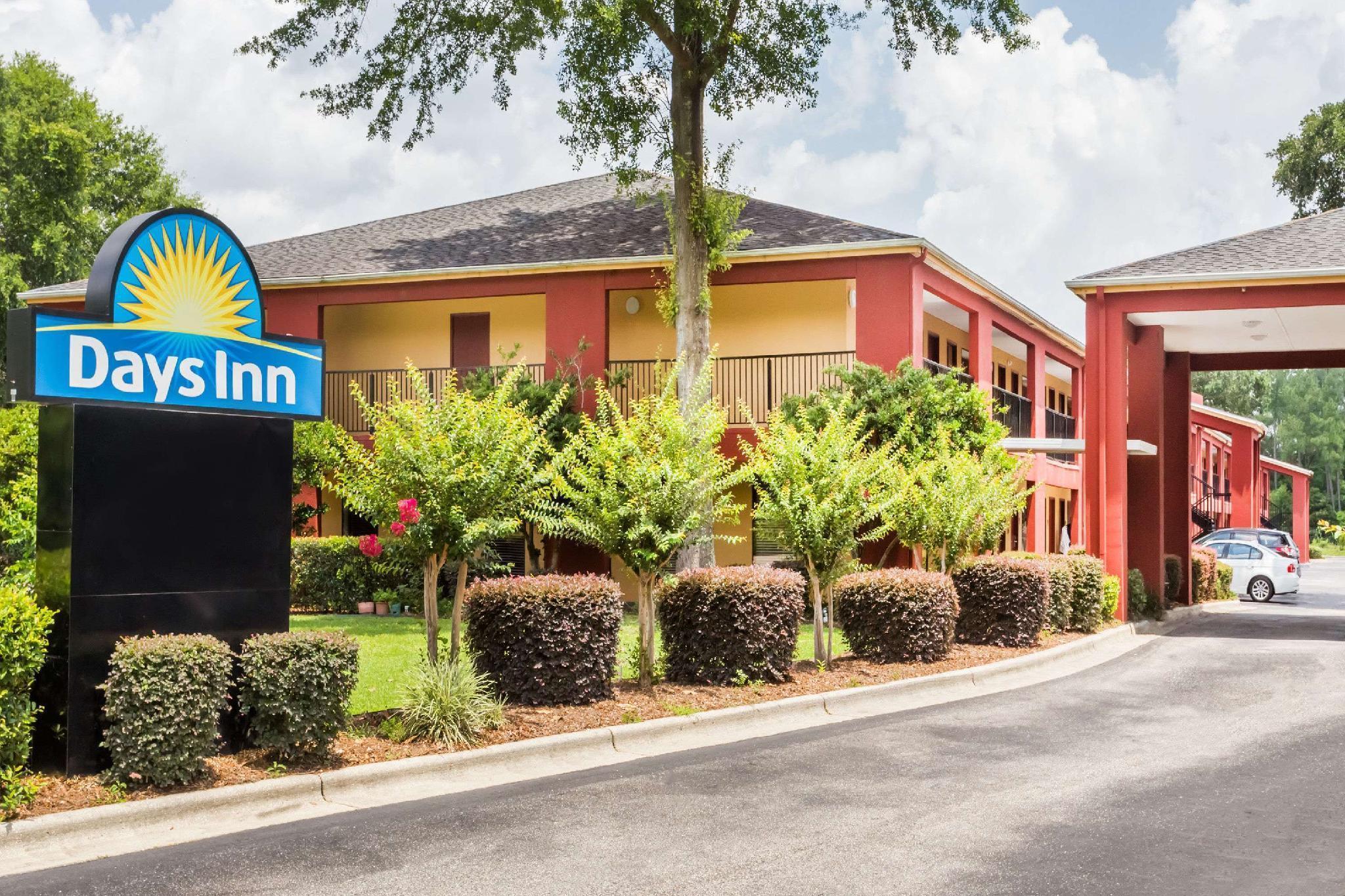 Days By Wyndham I-10 Motel 2*