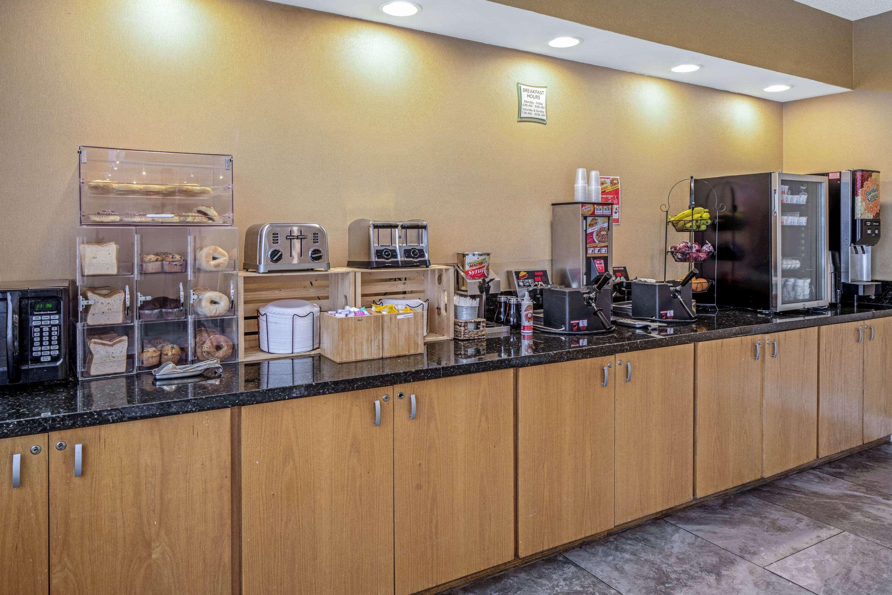 La Quinta By Wyndham Downtown