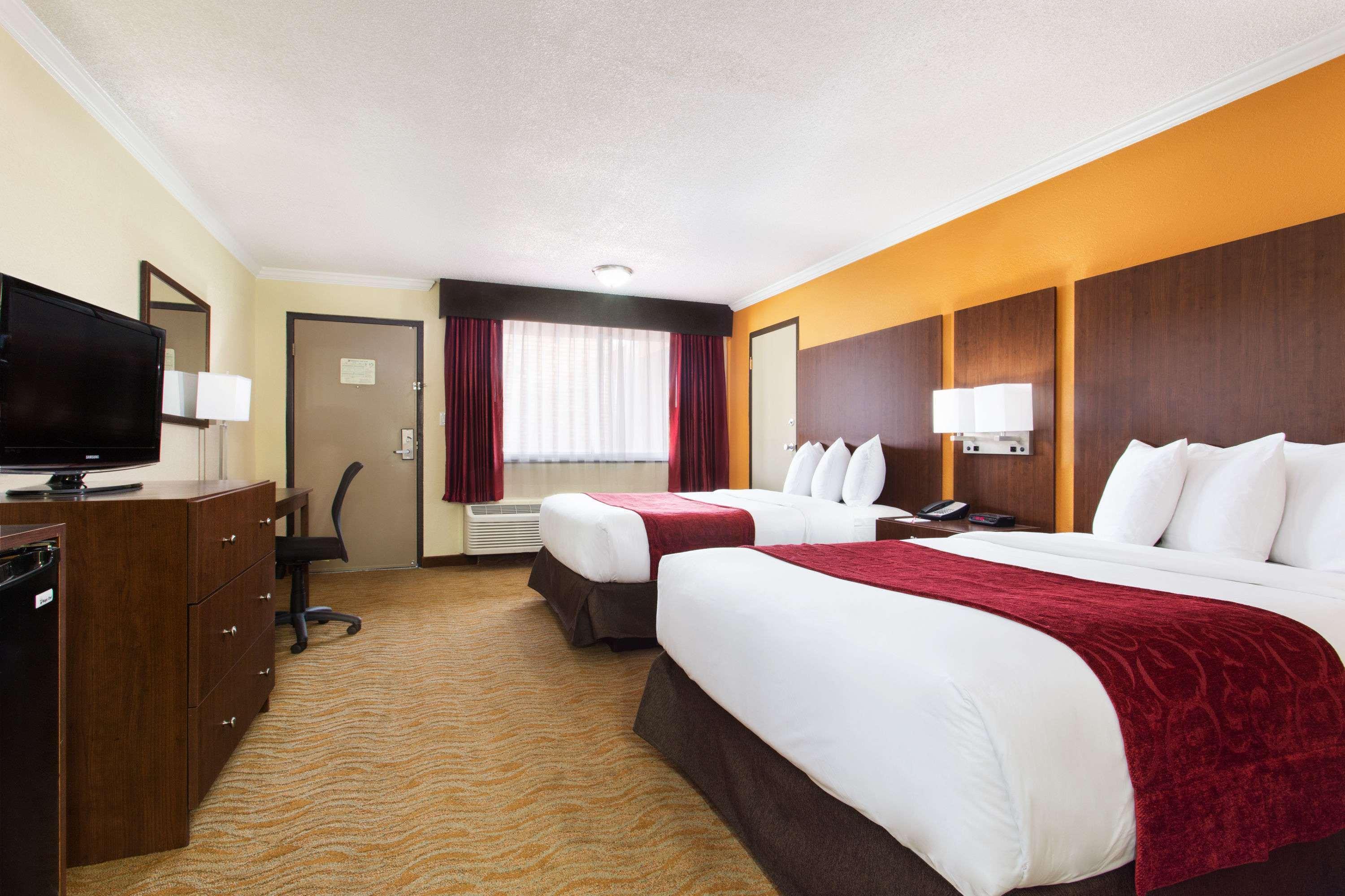 Hotel Ramada By Wyndham Westshore Airport South Tampa