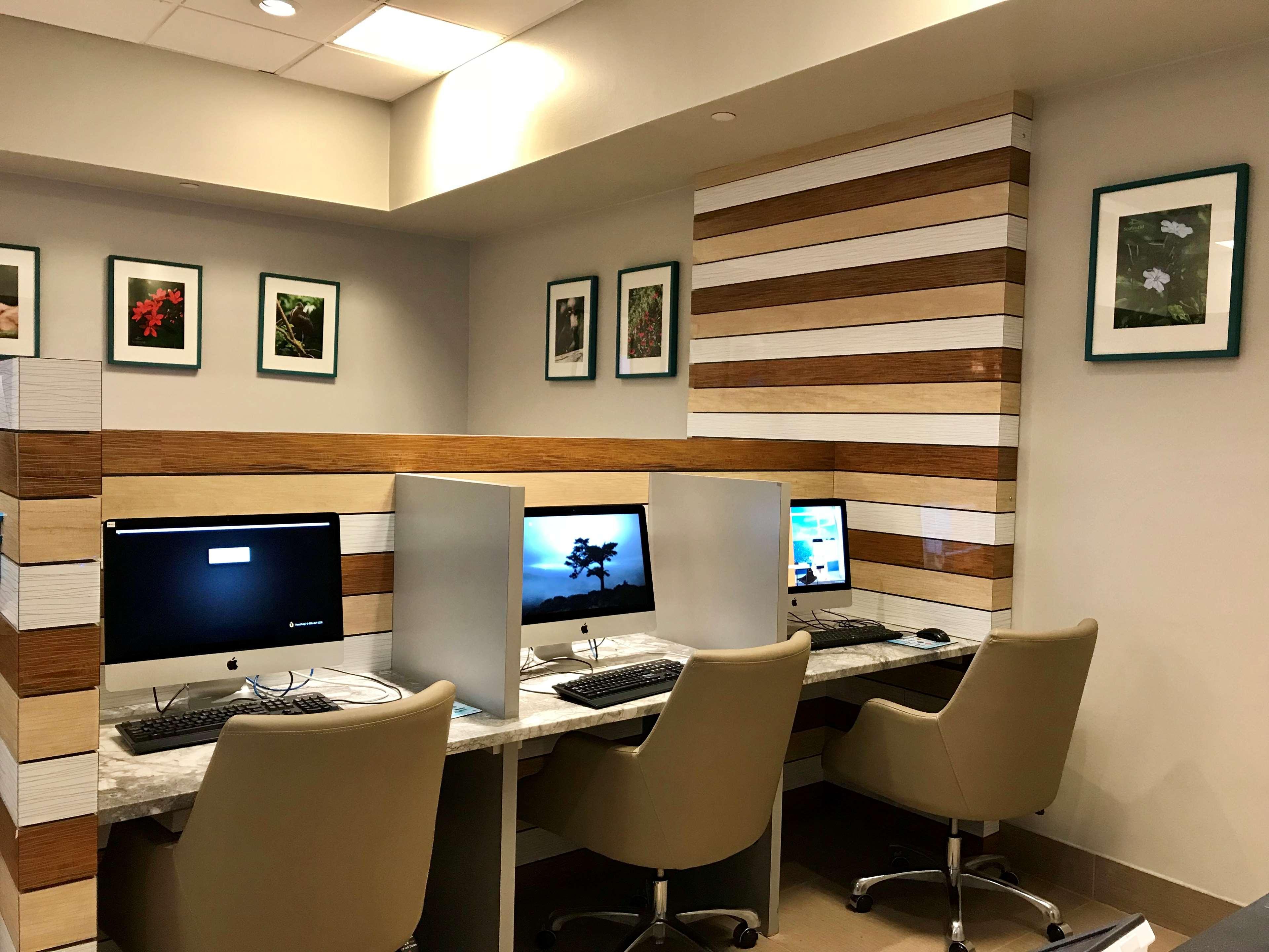 Doubletree By Hilton Orlando At Seaworld Resort