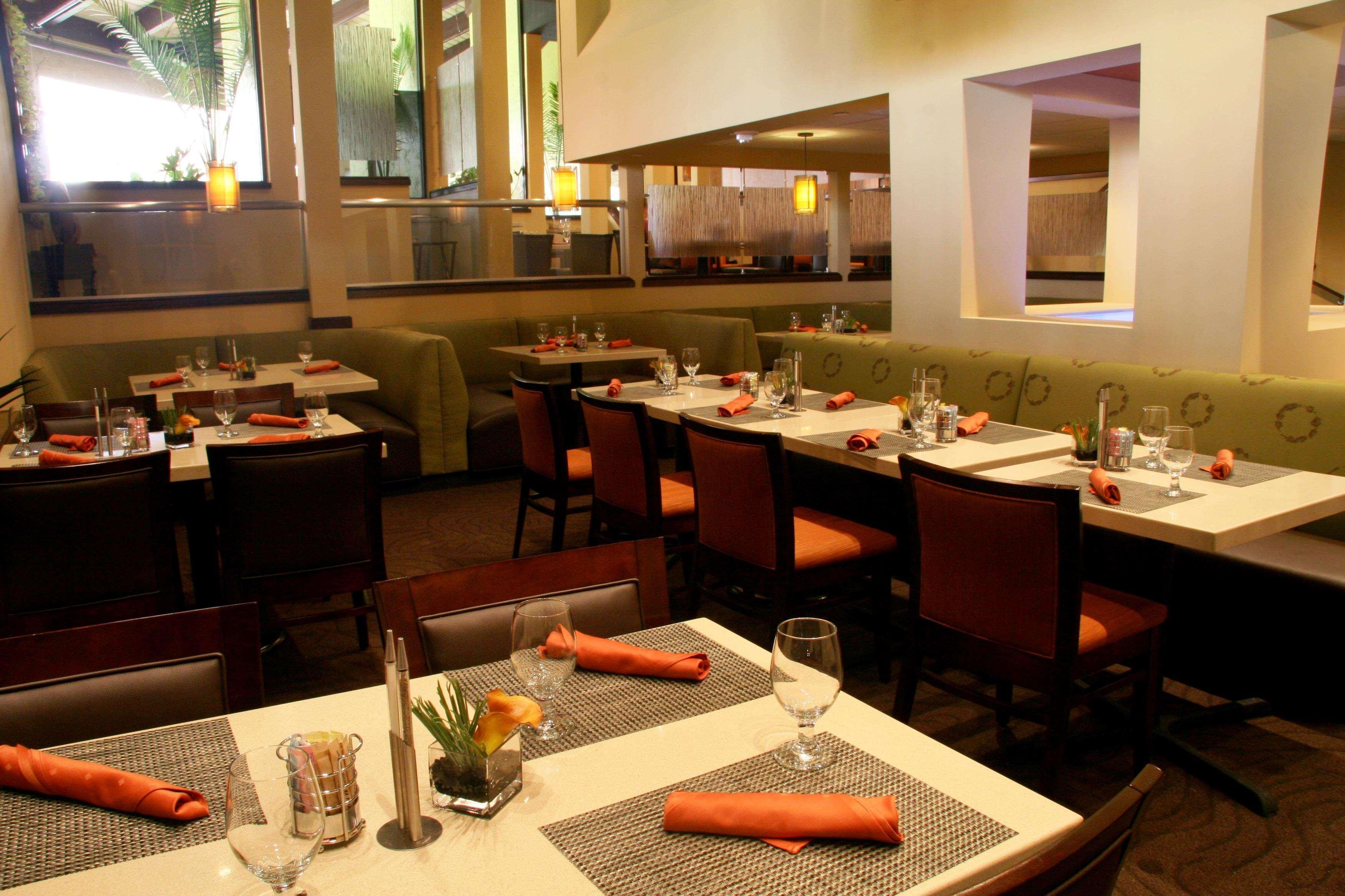 Doubletree By Hilton Orlando At Seaworld Resort 4*