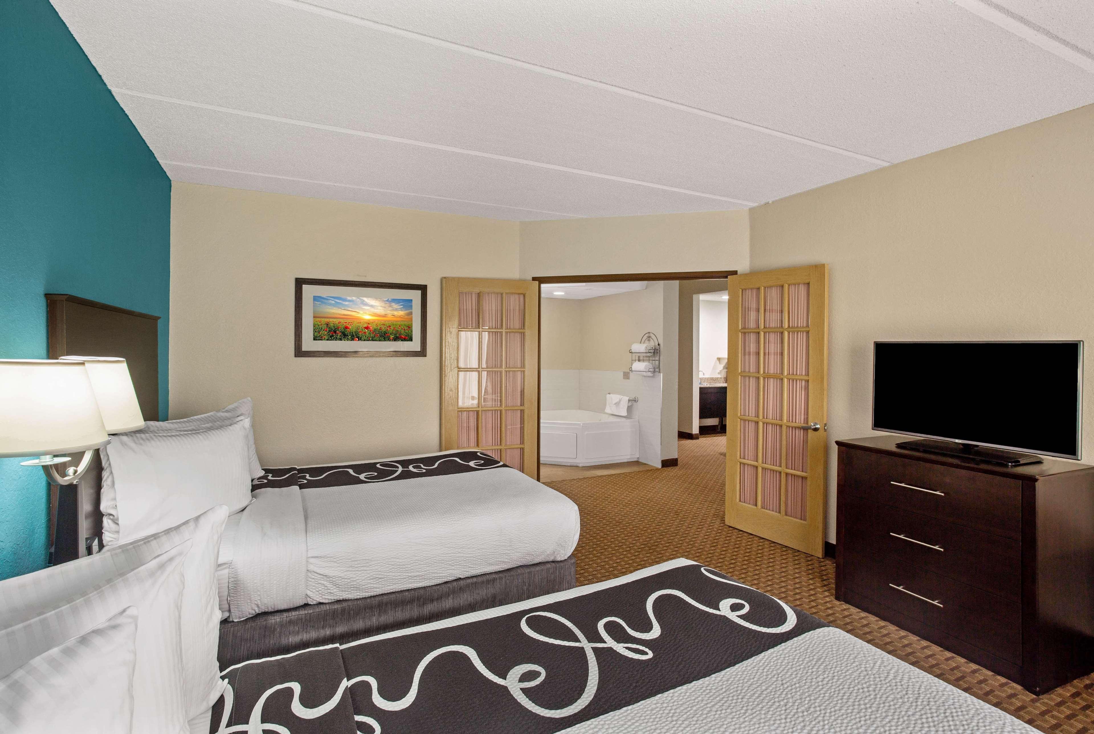Hotel Comfort & I75