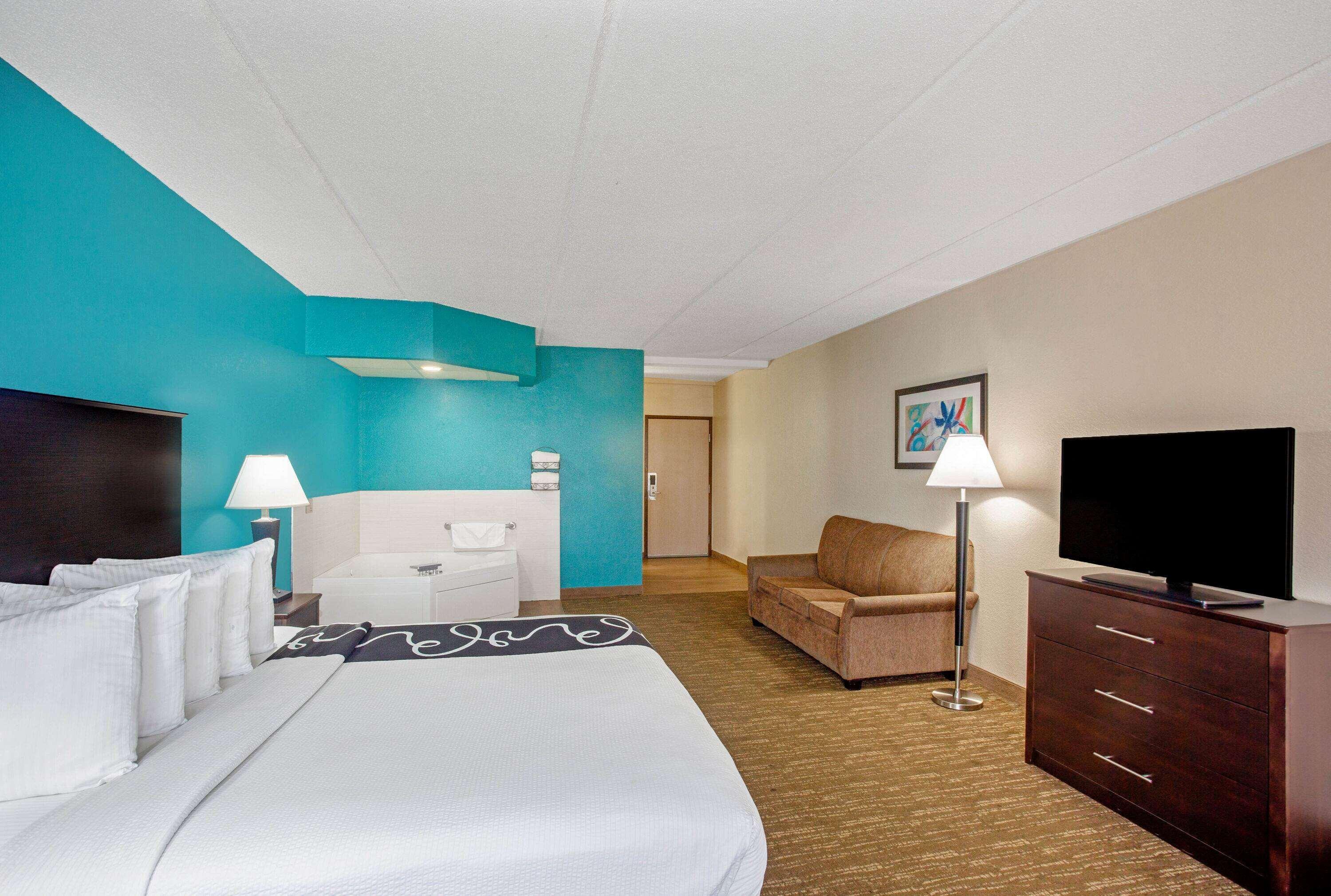 Hotel Comfort & I75 2*