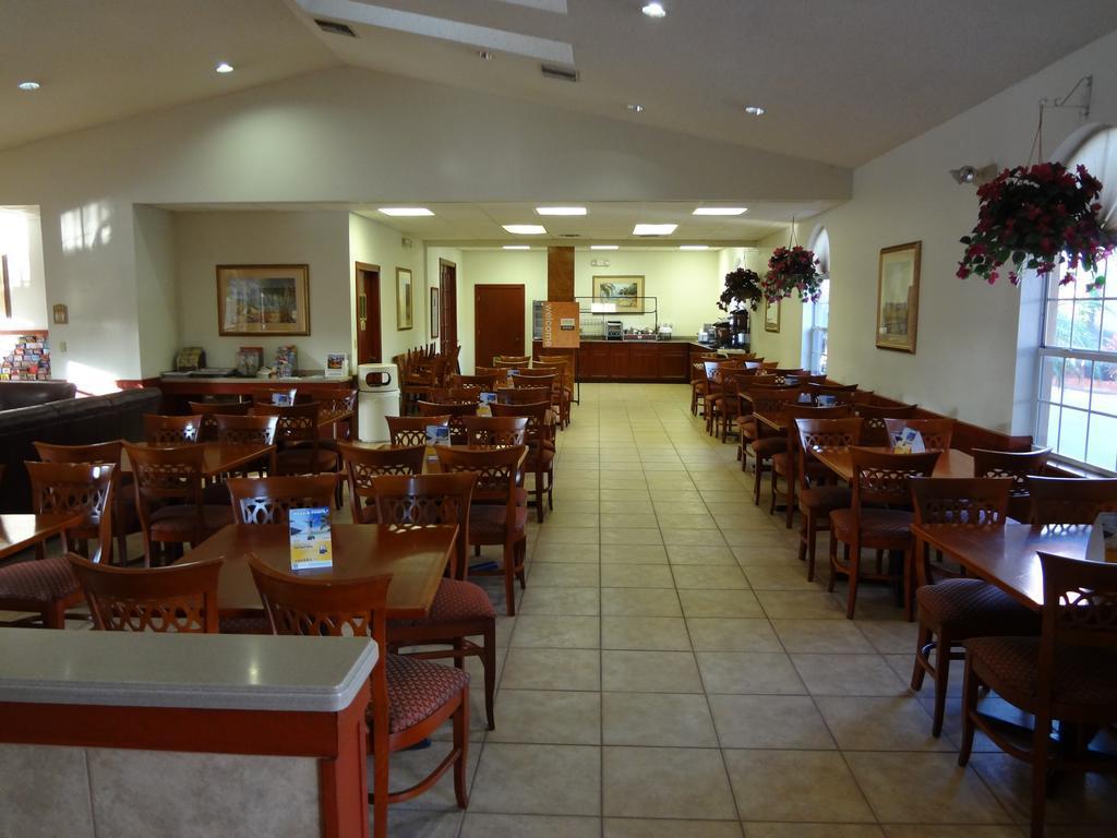 Econo Airport - Rj Stadium Lodge Tampa