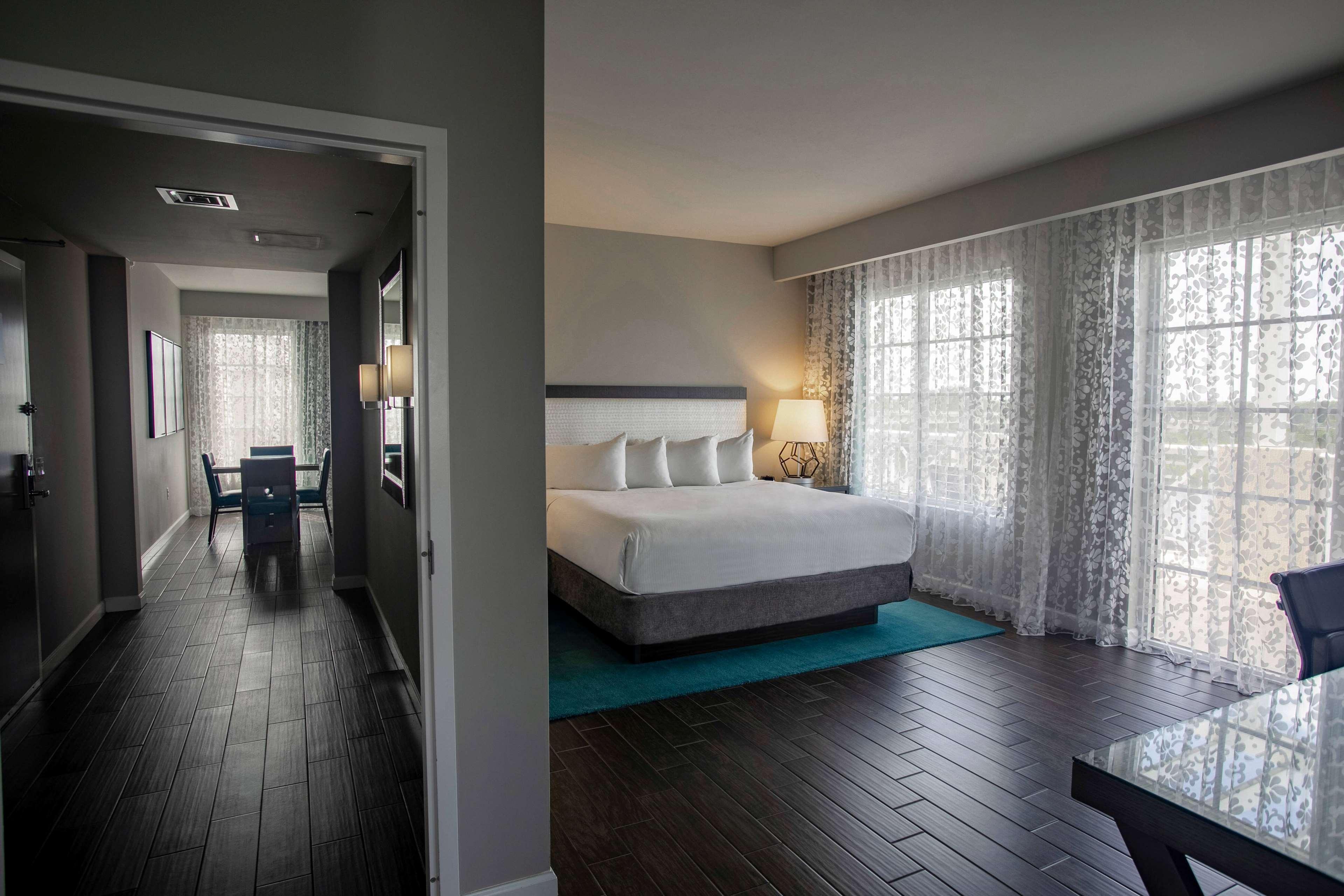 Hotel Wyndham Grand At Harbourside Place