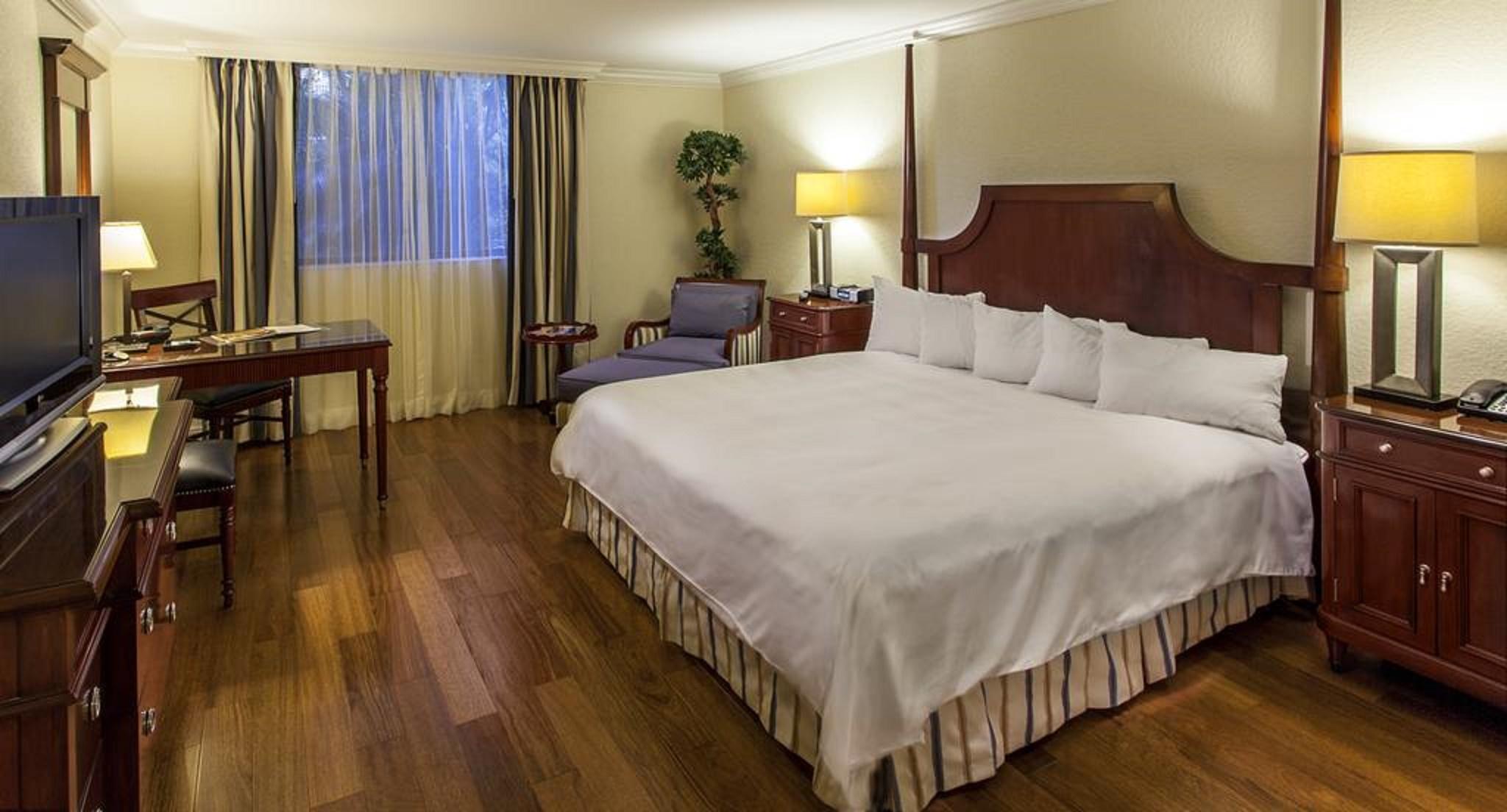Bonaventure And Hotel 4*
