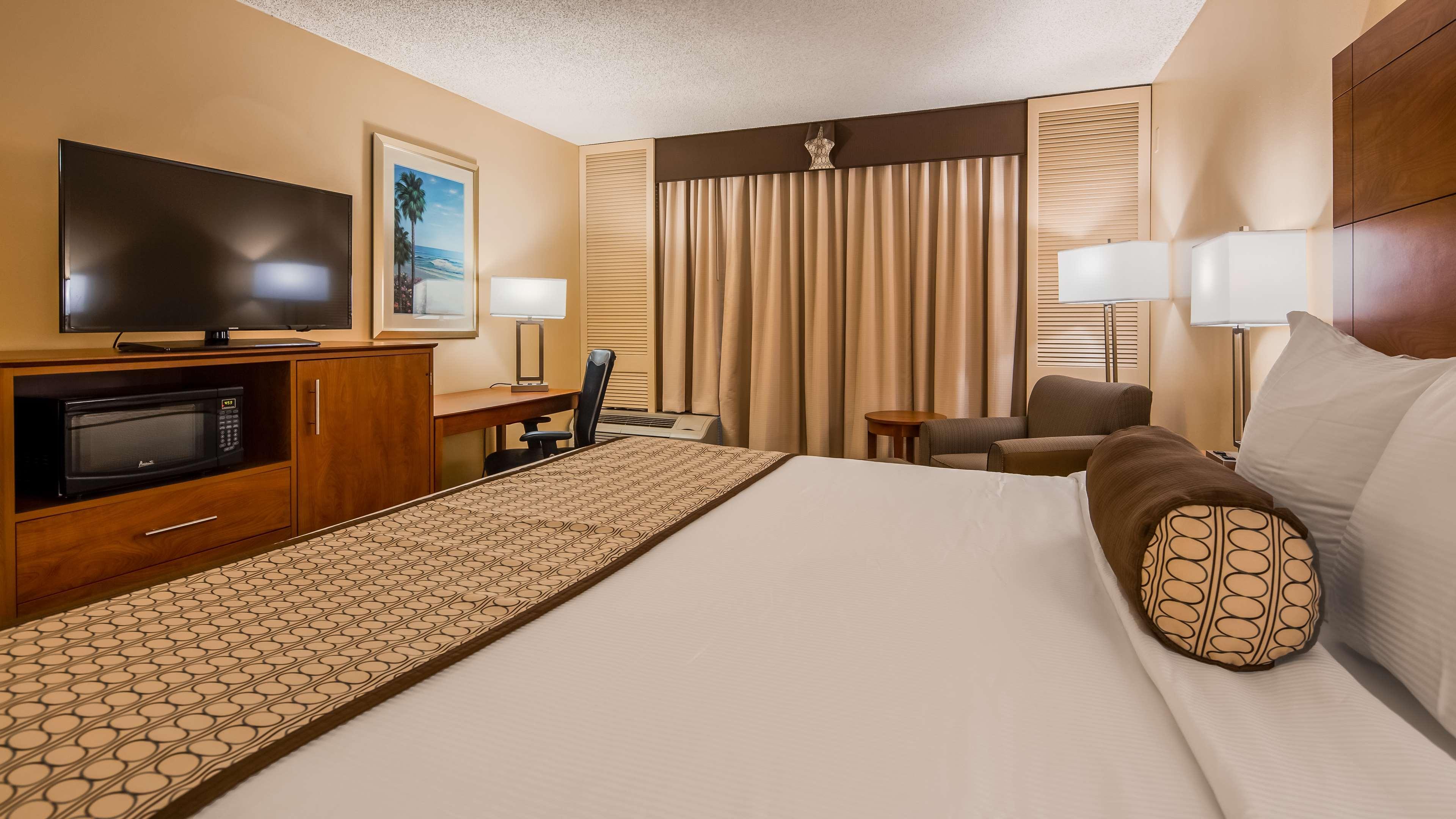 Hotel Western Gateway