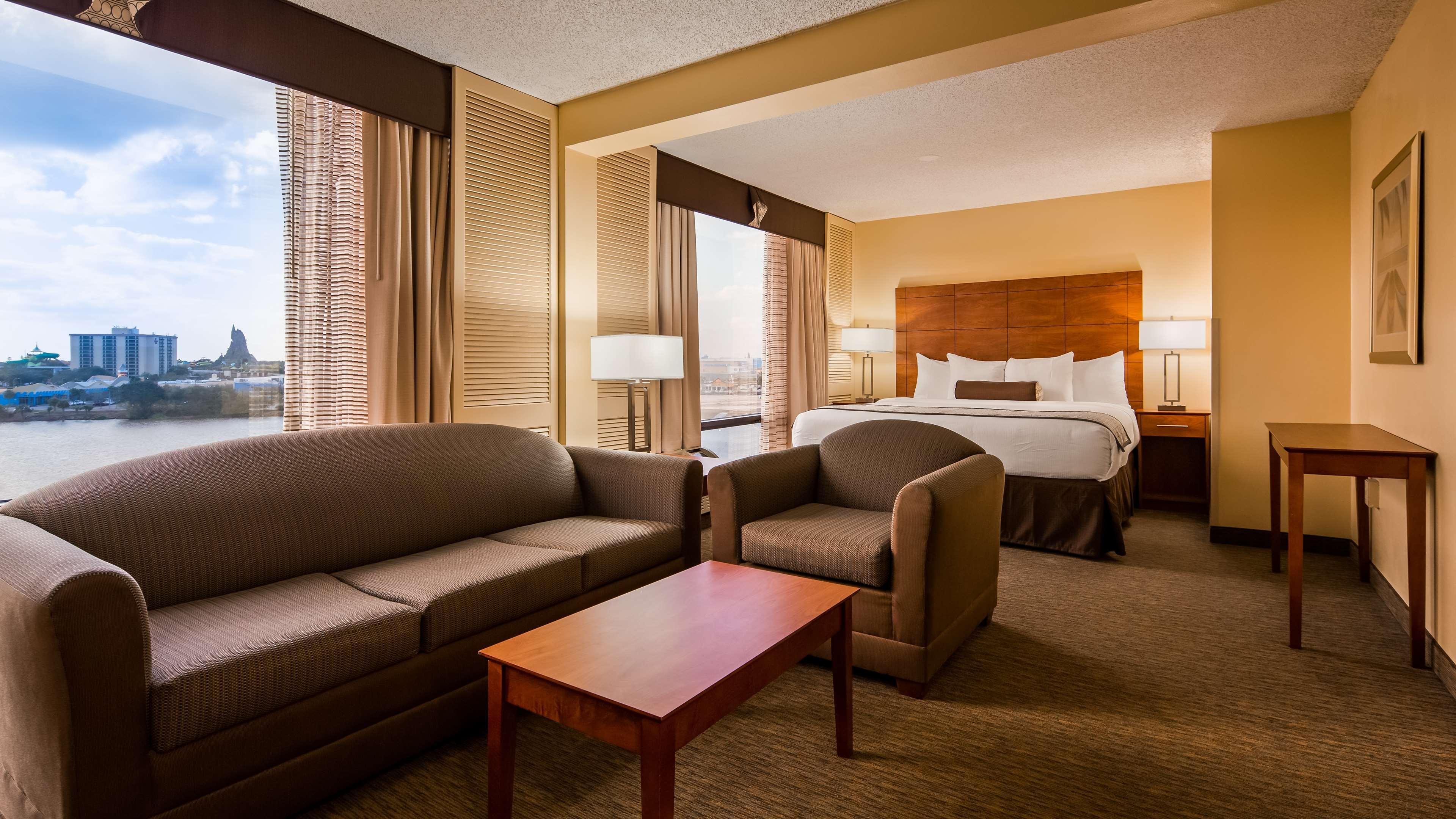 Hotel Western Gateway 4*