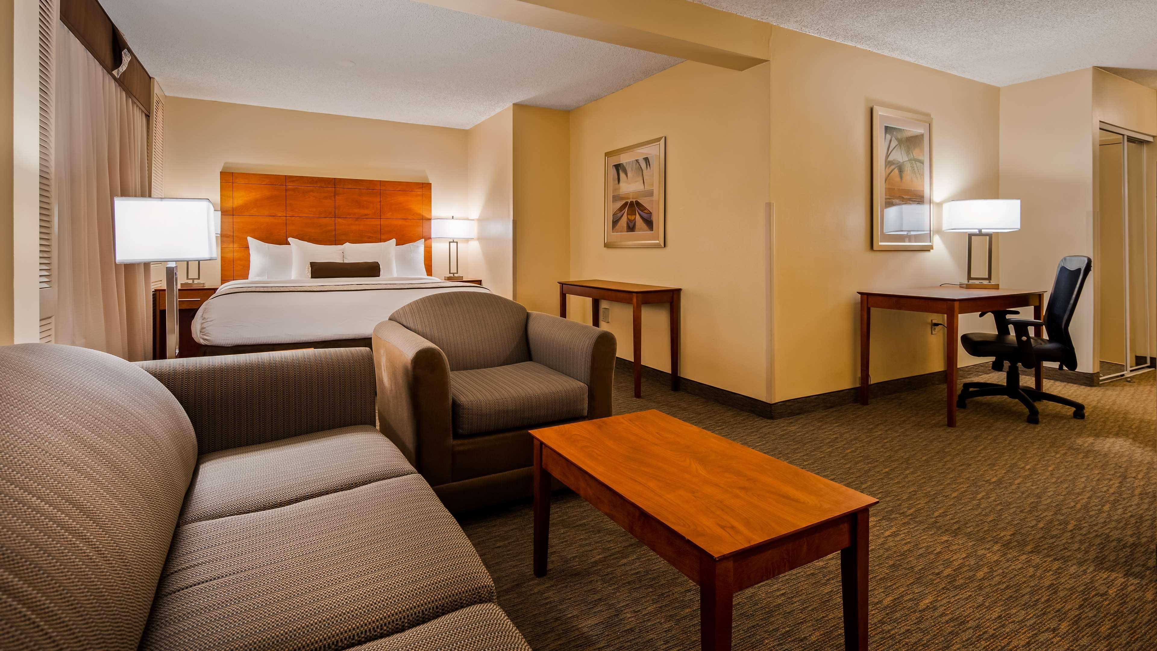Hotel Western Gateway