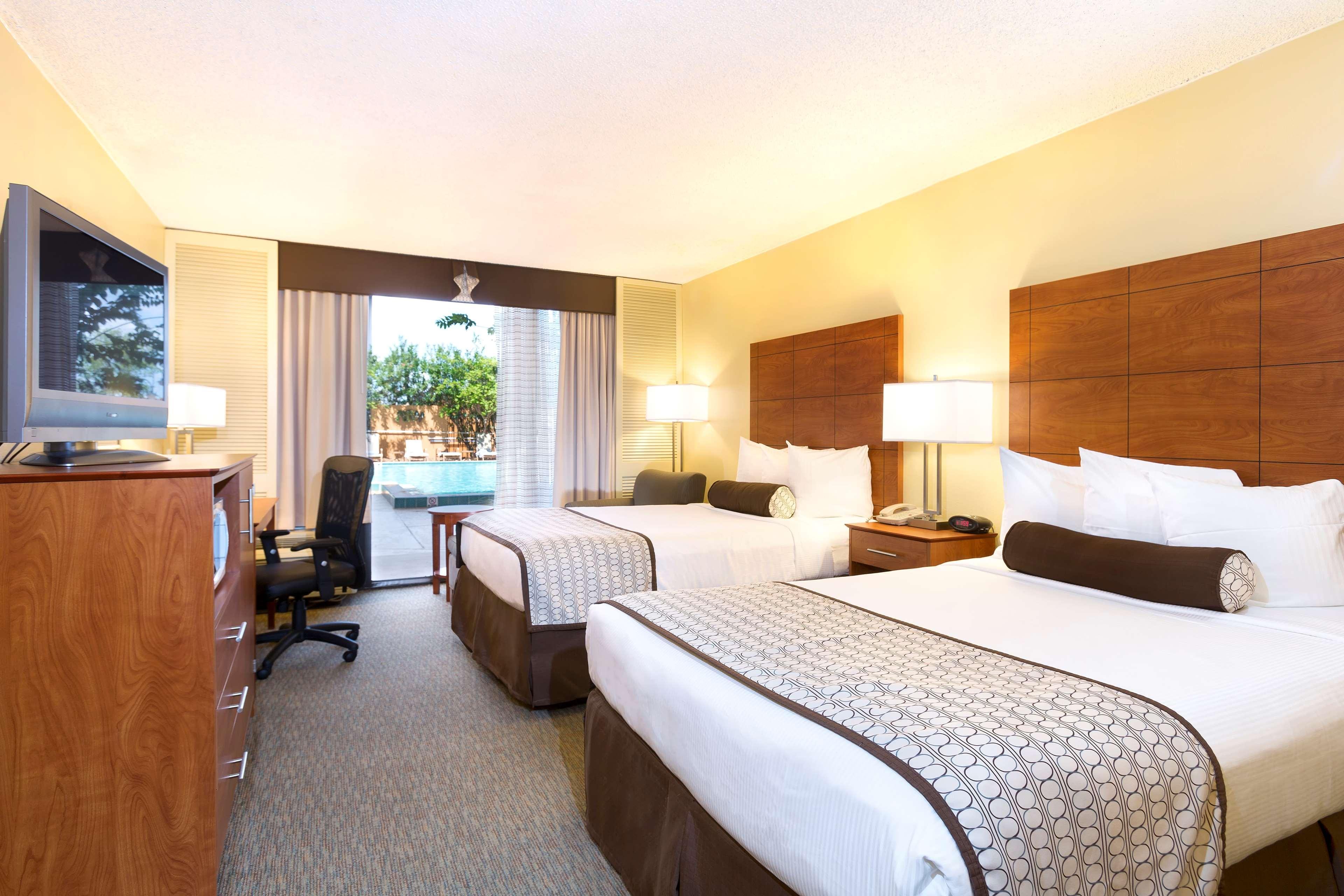 Western Gateway Hotel 4*