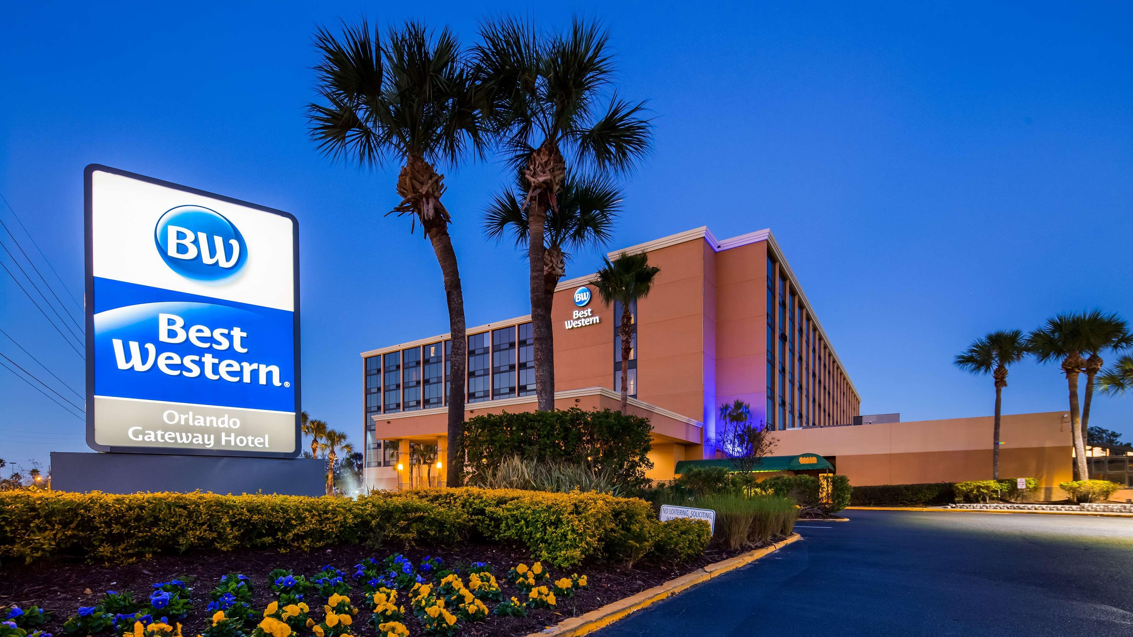 Hotel Western Gateway 4*