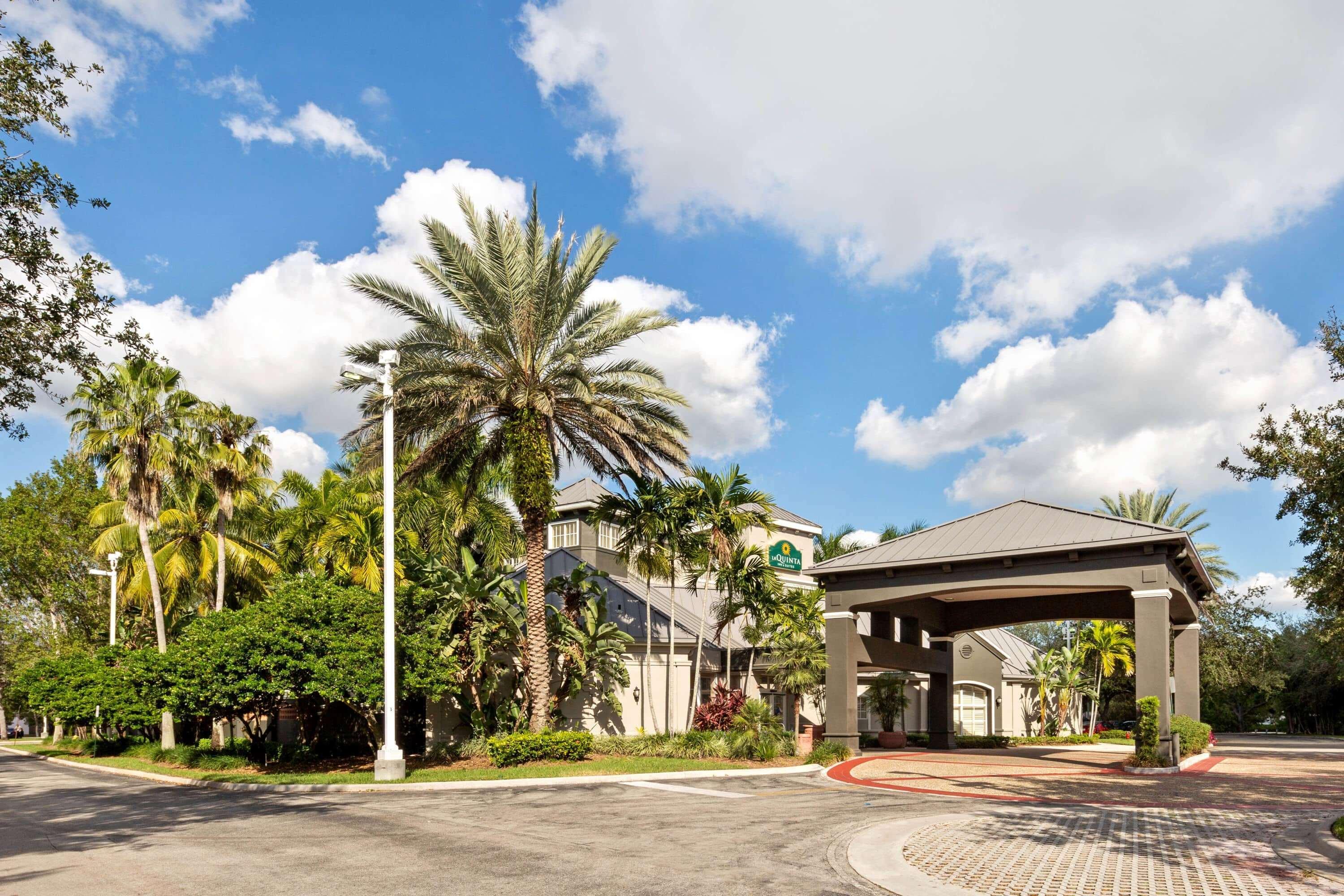 Hotel La Quinta By Wyndham Ft. Lauderdale 3*