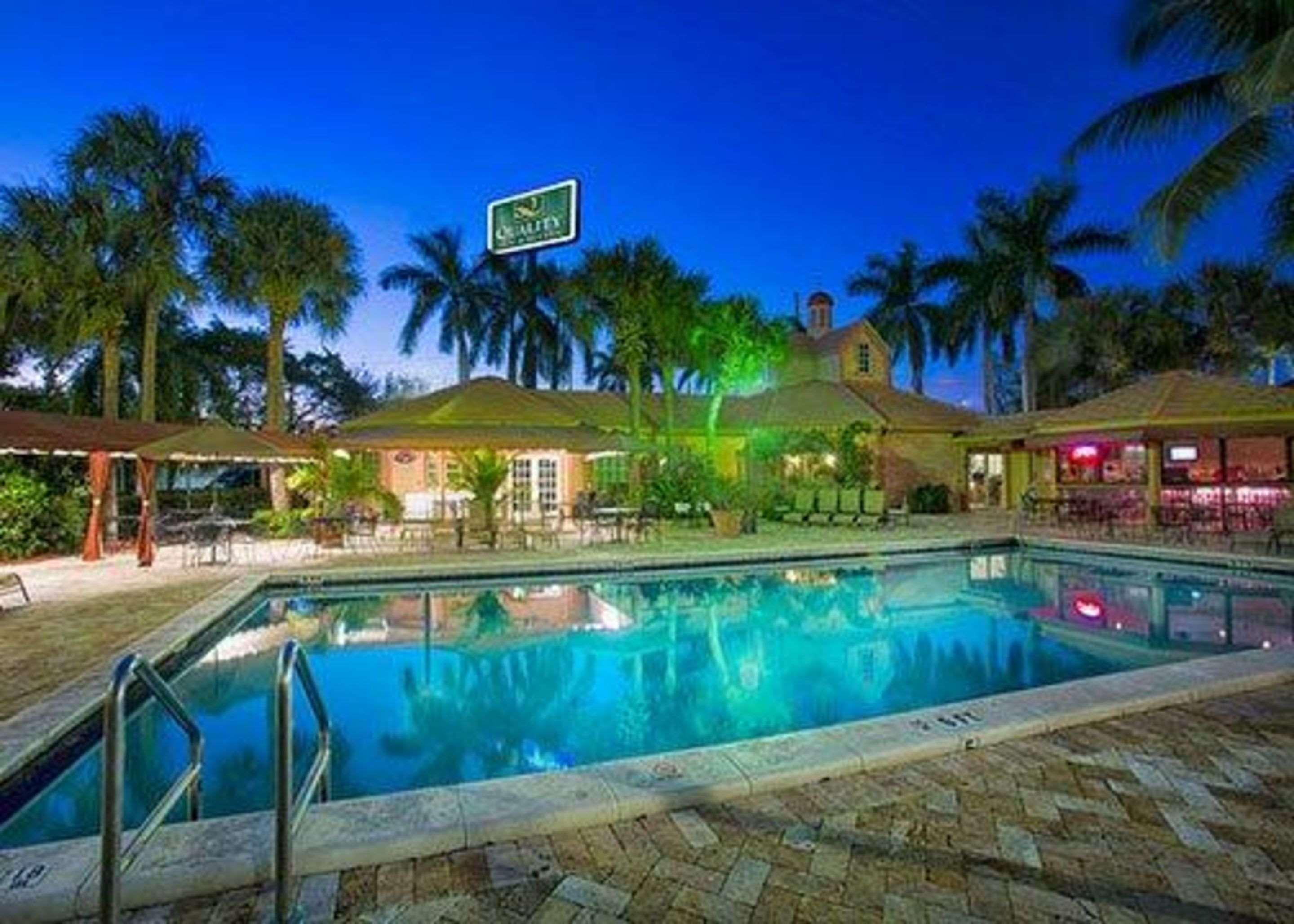 Hotolos Hotel