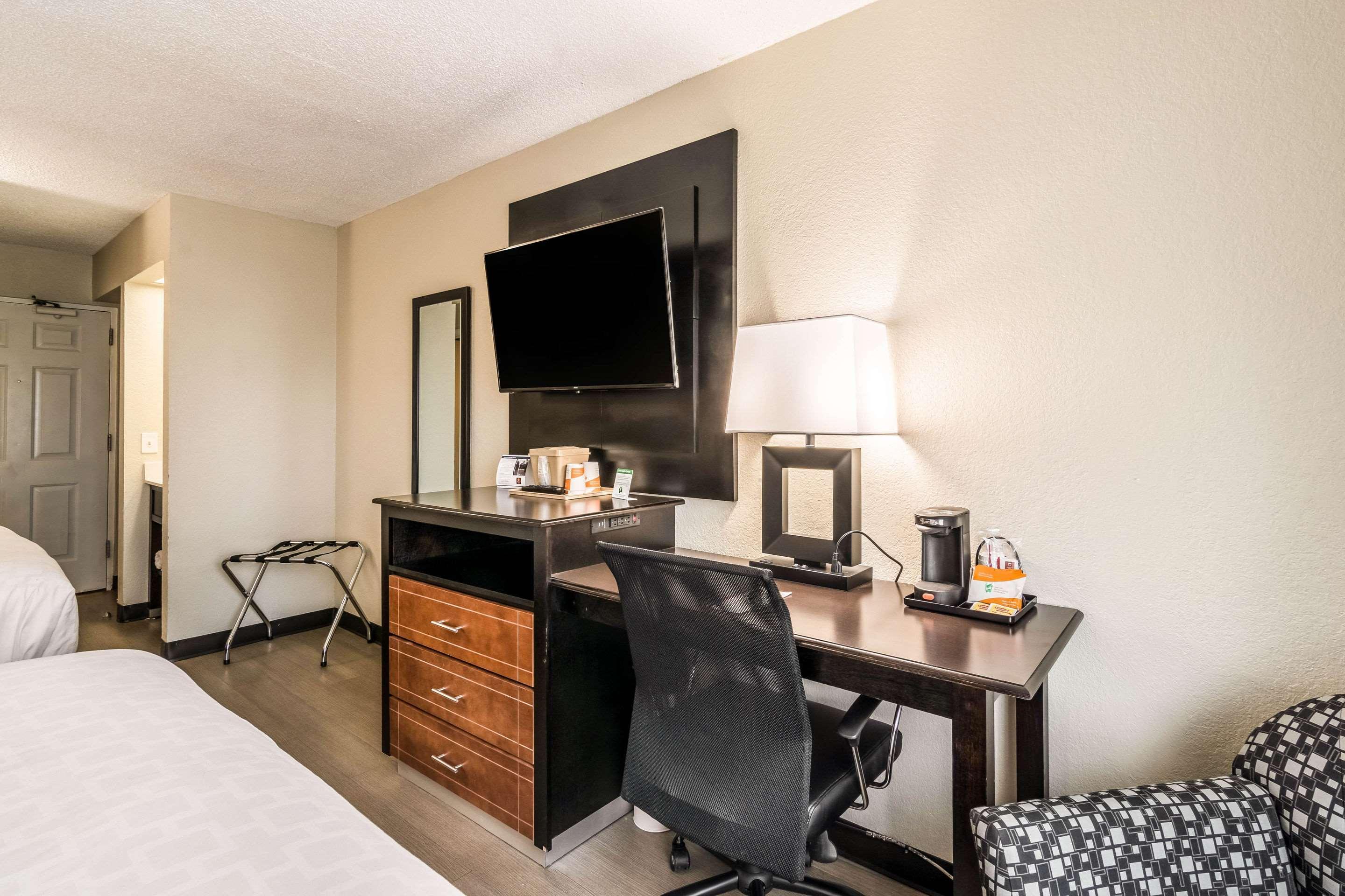 Quality Inn Pensacola