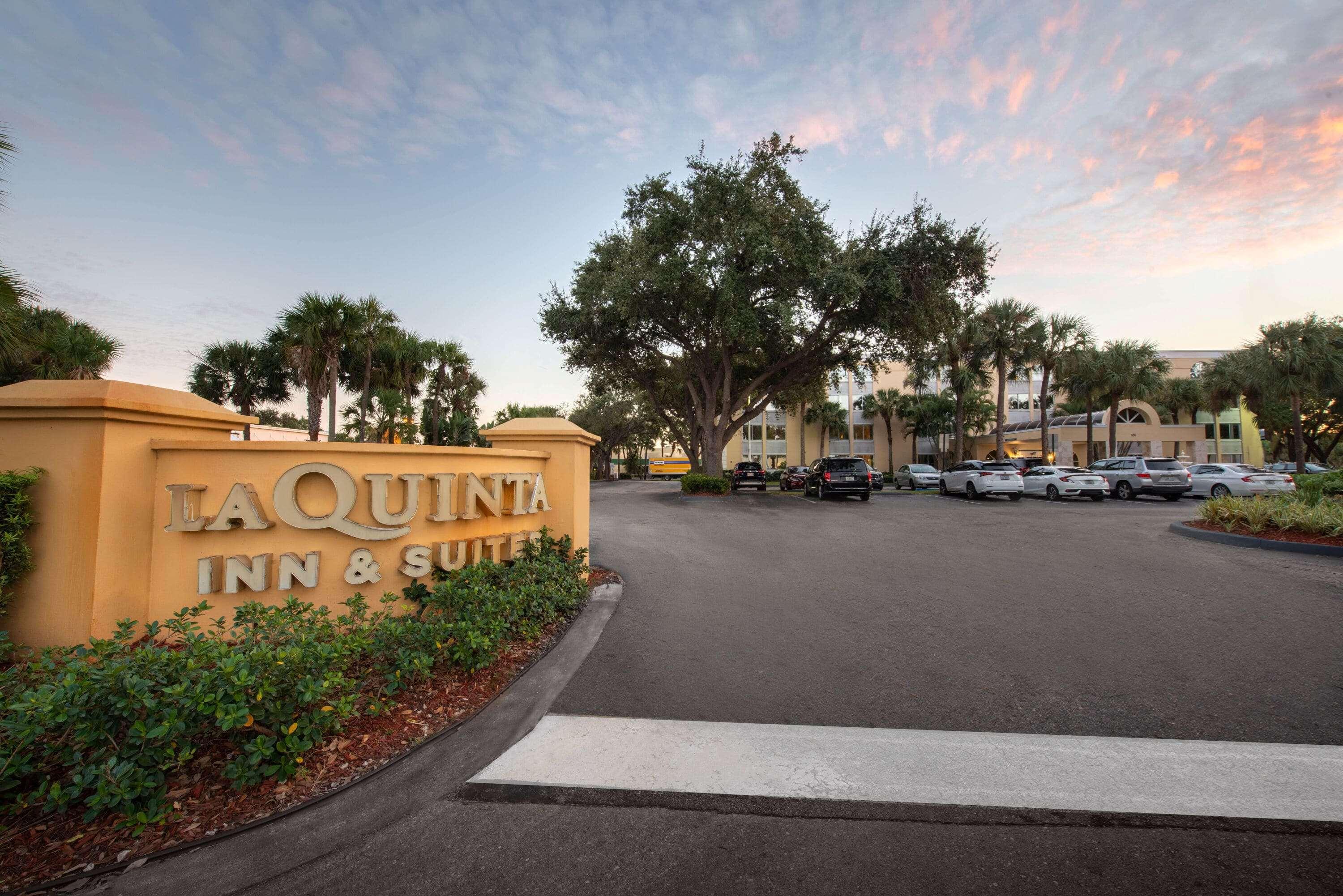 Hotel La Quinta I-95 Deerfield - Next To The Depot & Behind The Wawa 3*