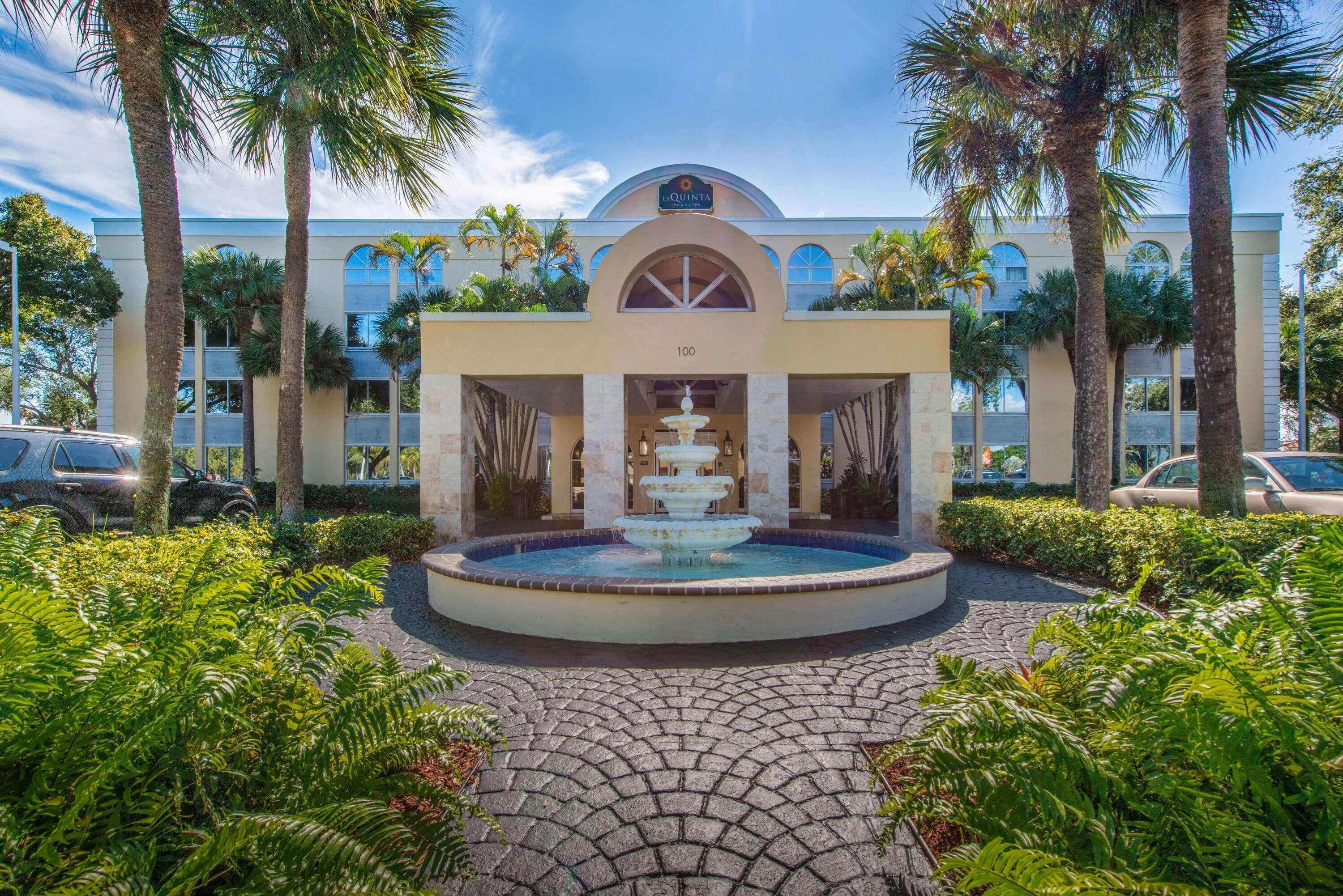 La Quinta I-95 Deerfield - Next To The Depot & Behind The Wawa 3* Deerfield Beach
