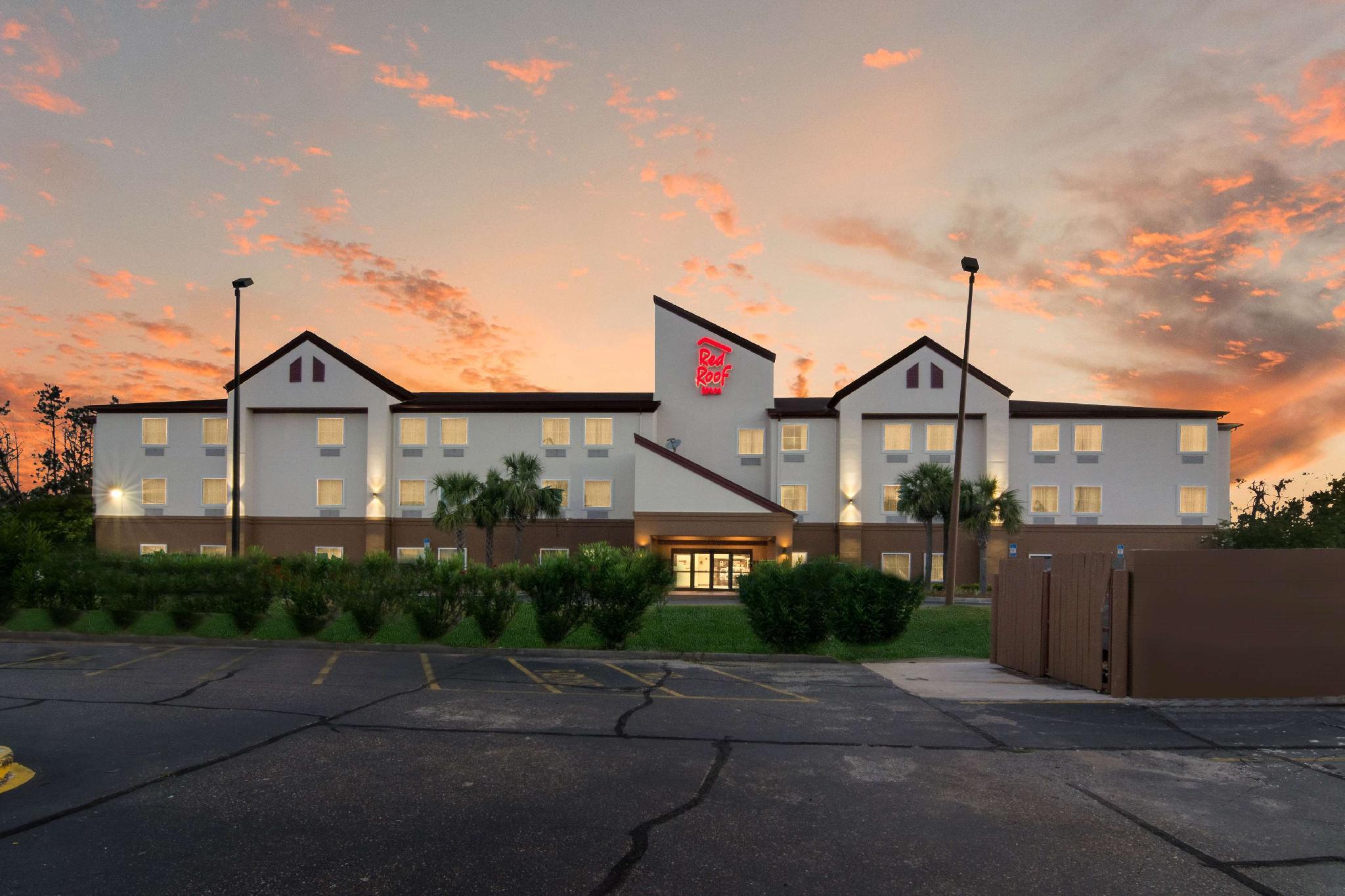 Motel Red Roof 2*