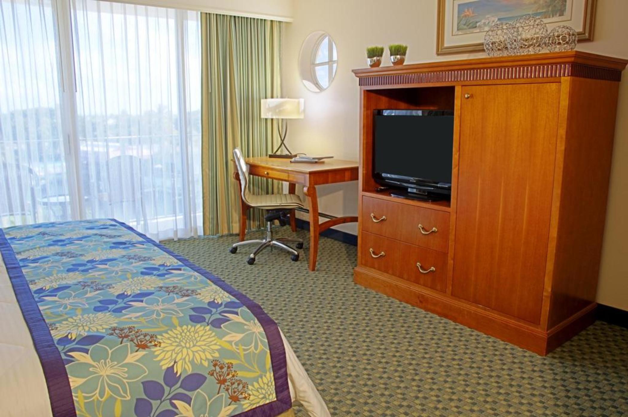 Courtyard By Marriott