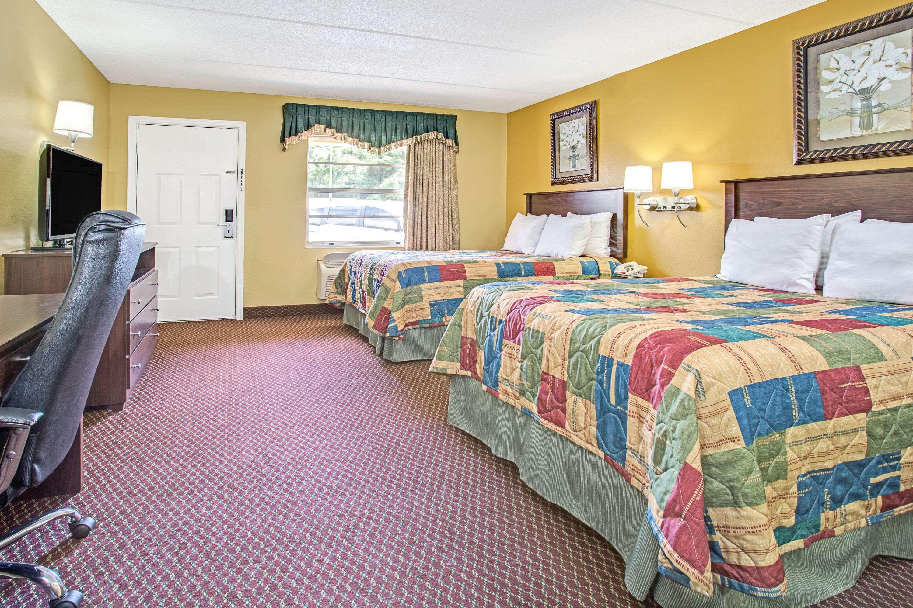 Days By Wyndham Orange City/deland Motel 2*