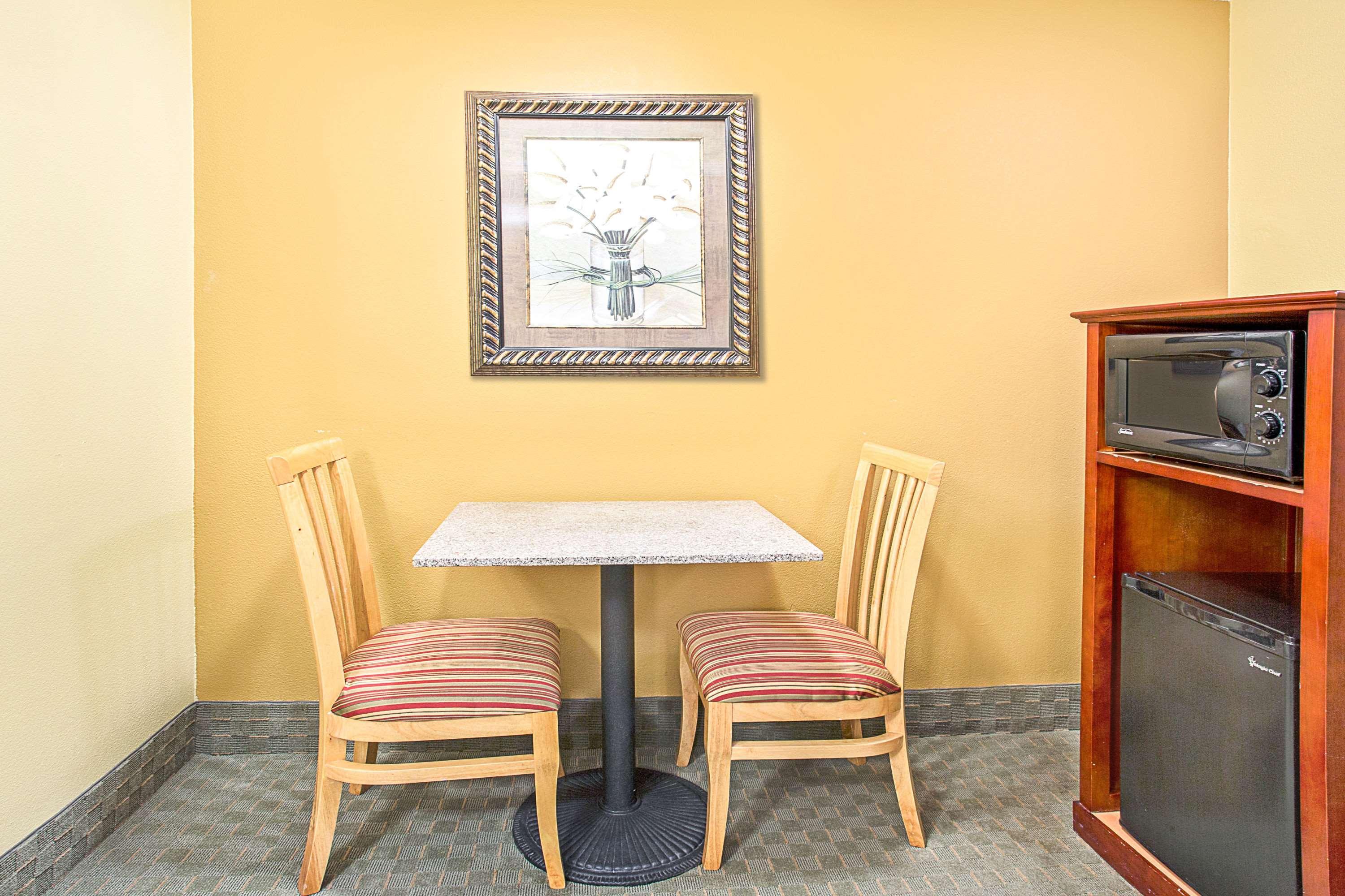 Days By Wyndham Orange City/deland Motel
