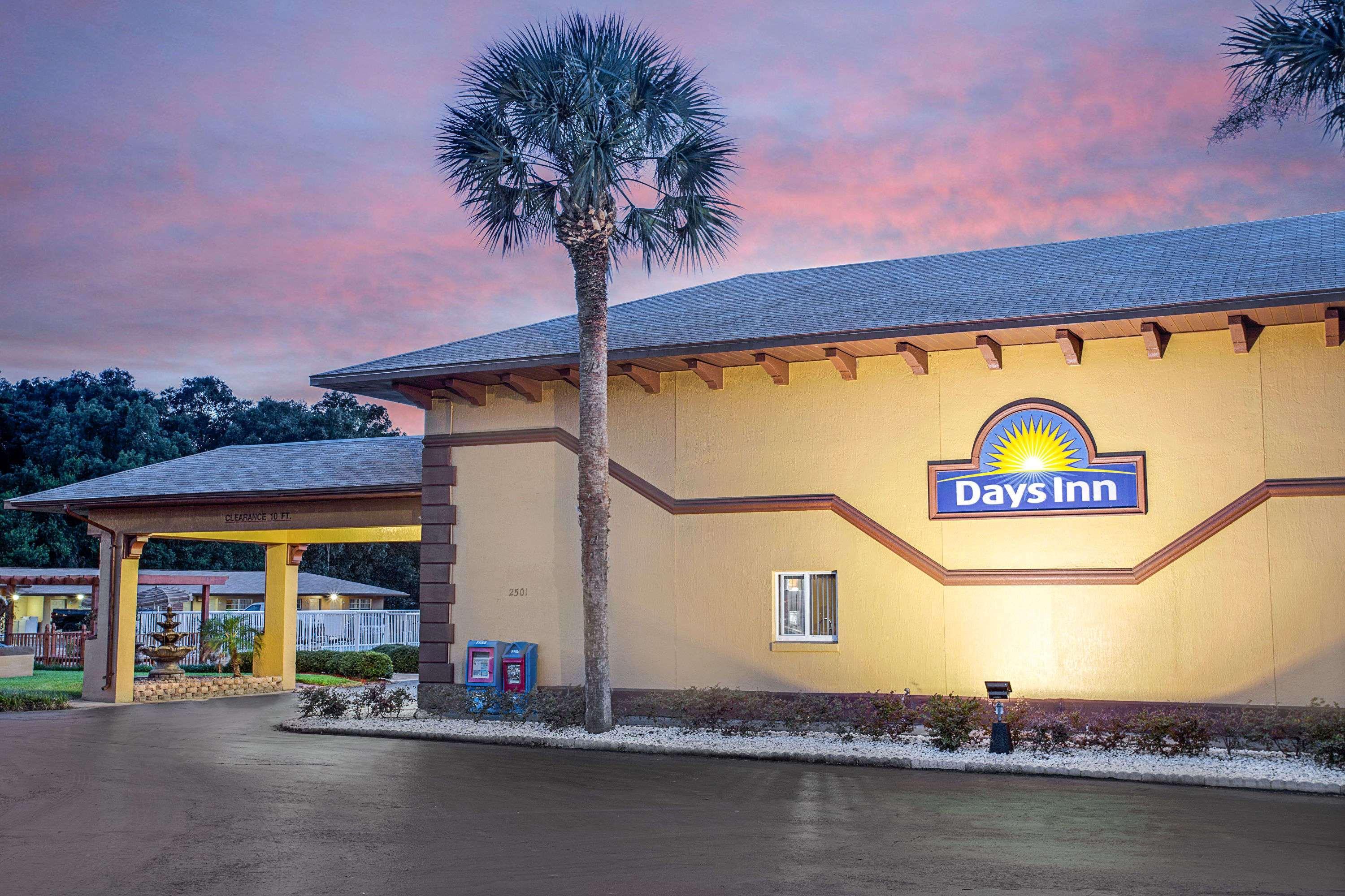 Days By Wyndham Orange City/deland Motel
