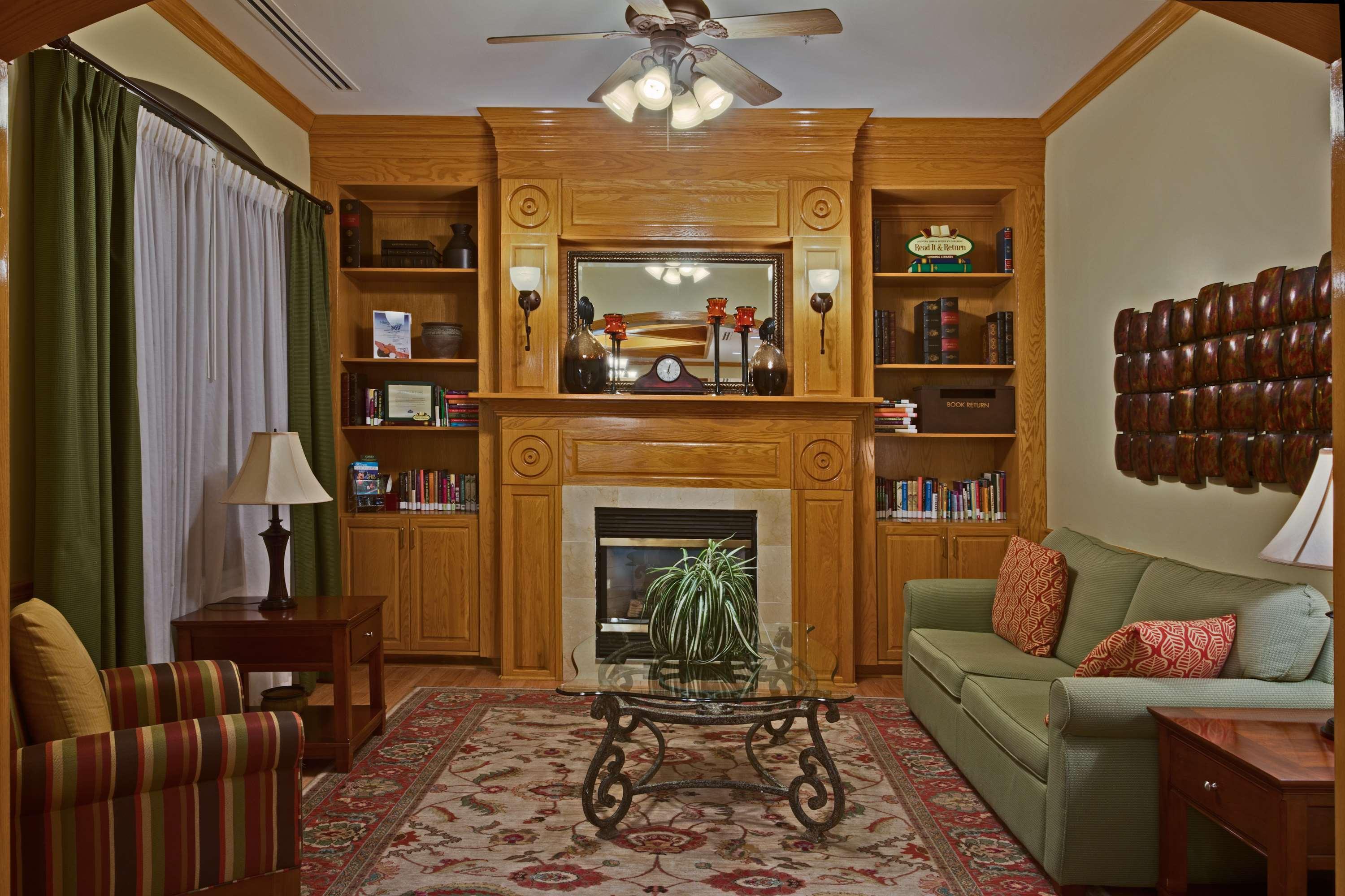 Country & By Radisson, Airport, Fl Hotel 3*