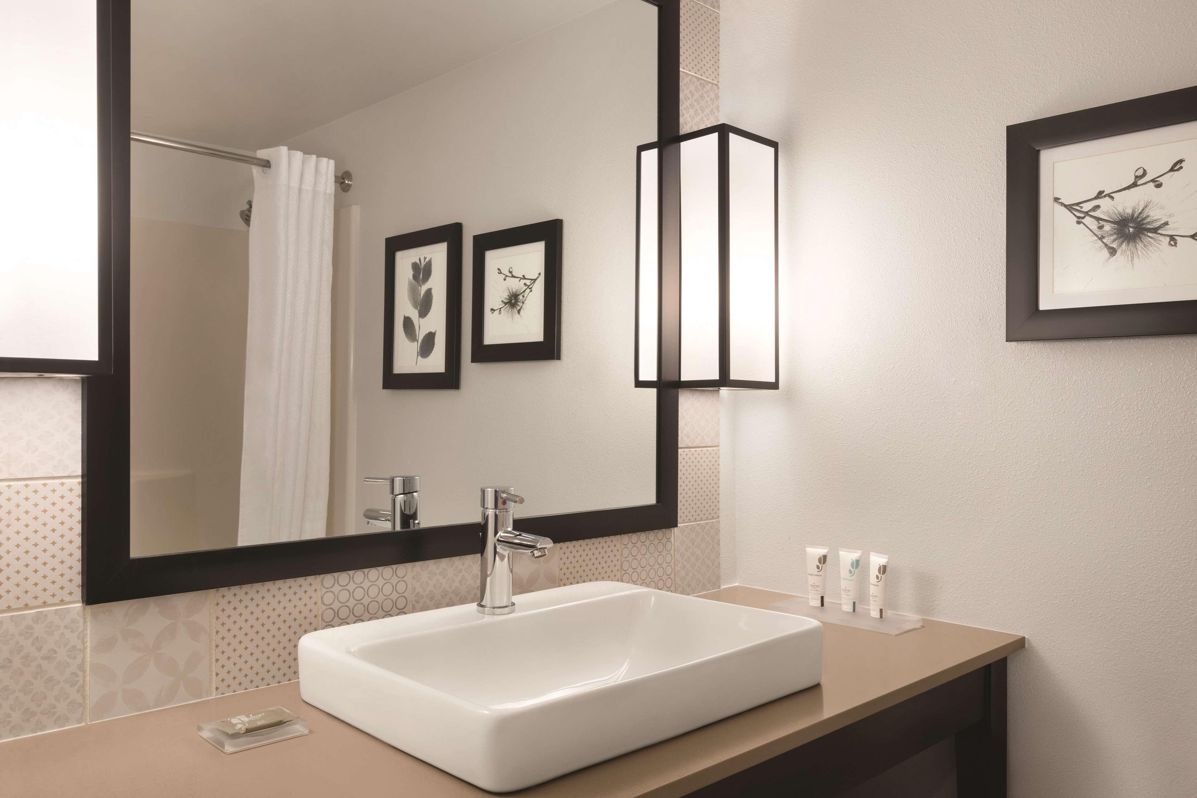 Hotel Country & By Radisson, Airport, Fl Orlando