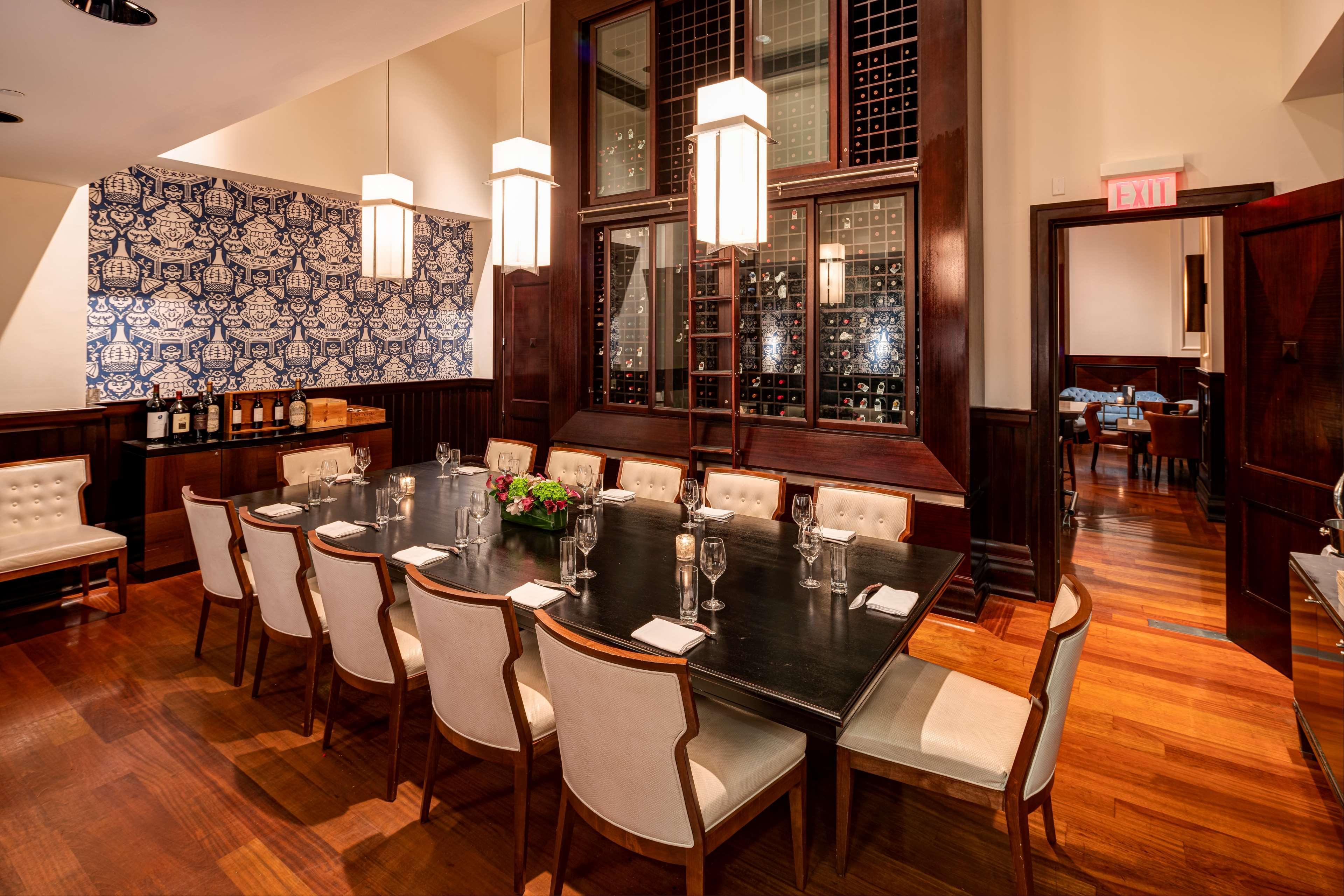 The Diplomat Hollywood, Curio Collection By Hilton Hollywood