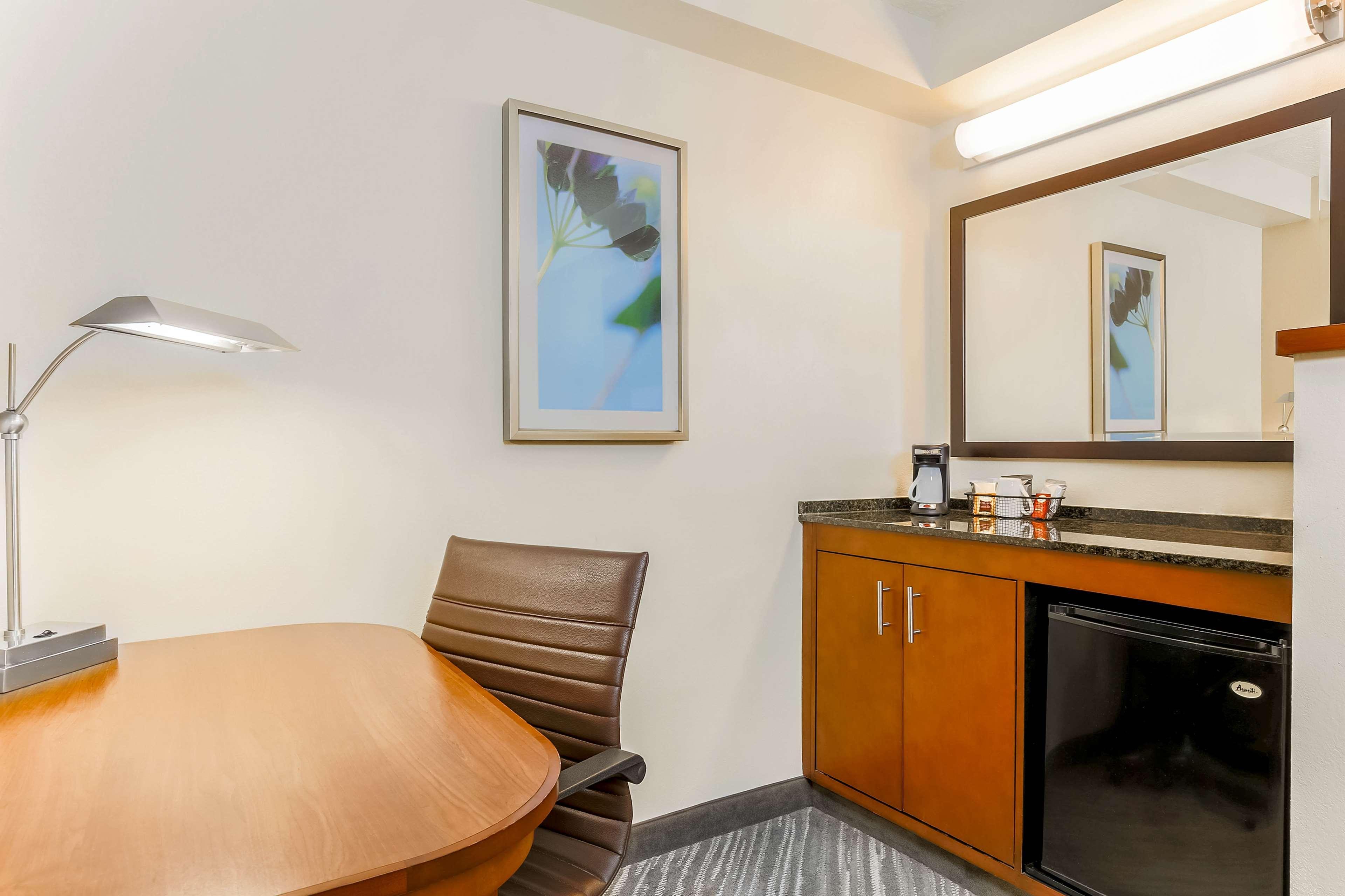 Hyatt Place Mary/orlando North 3*
