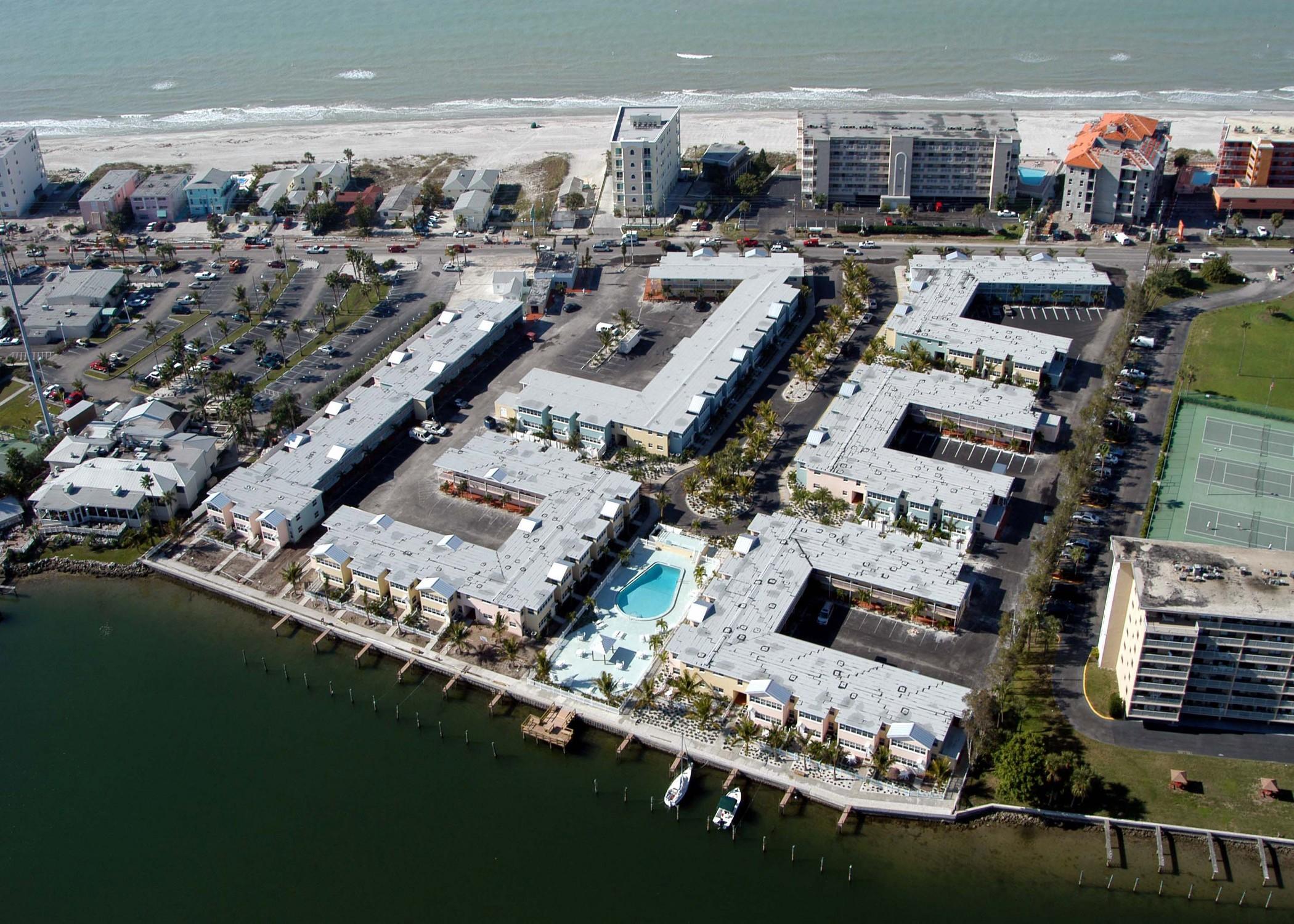 Barefoot Resort