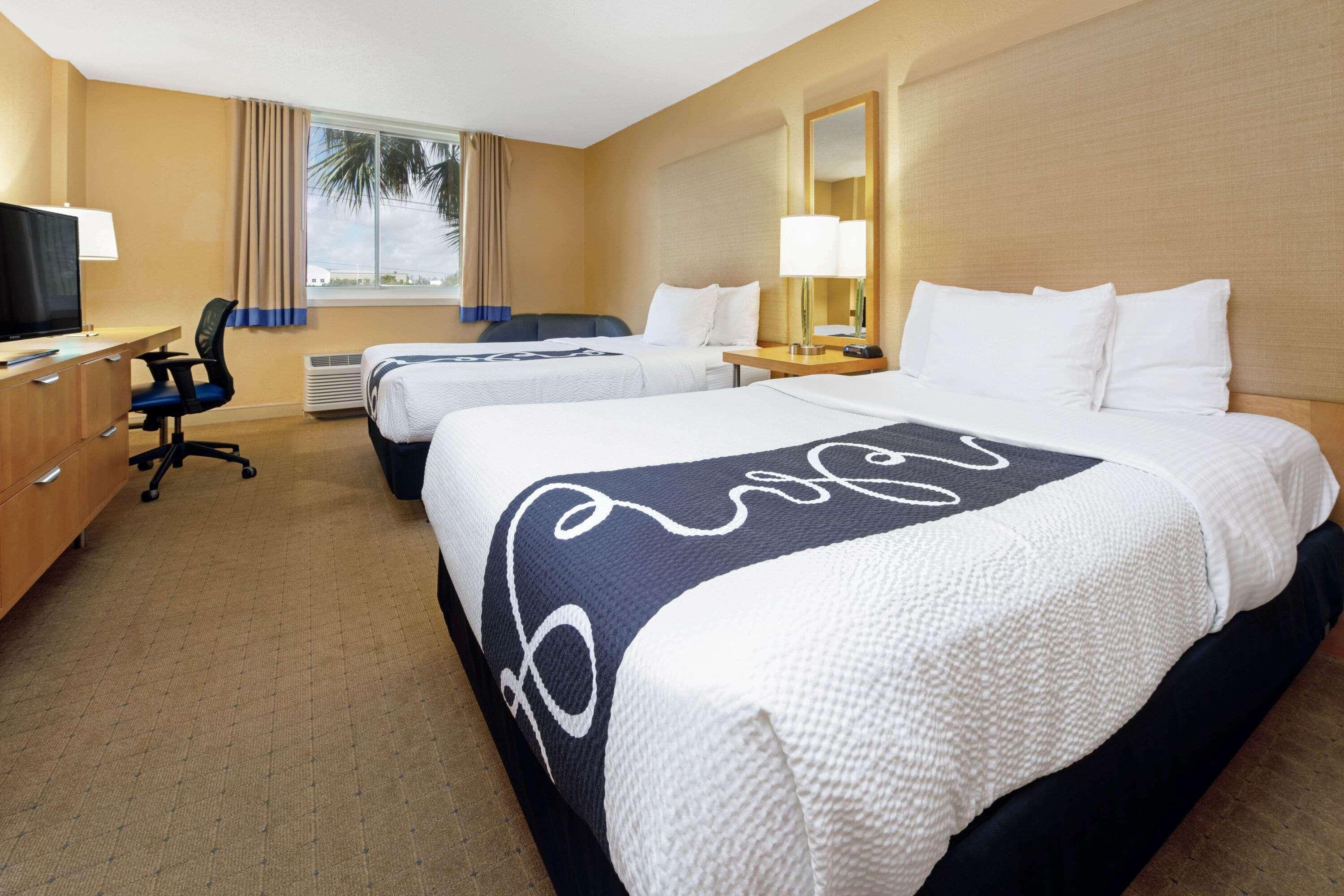 Hotel La Quinta By Wyndham South 3*