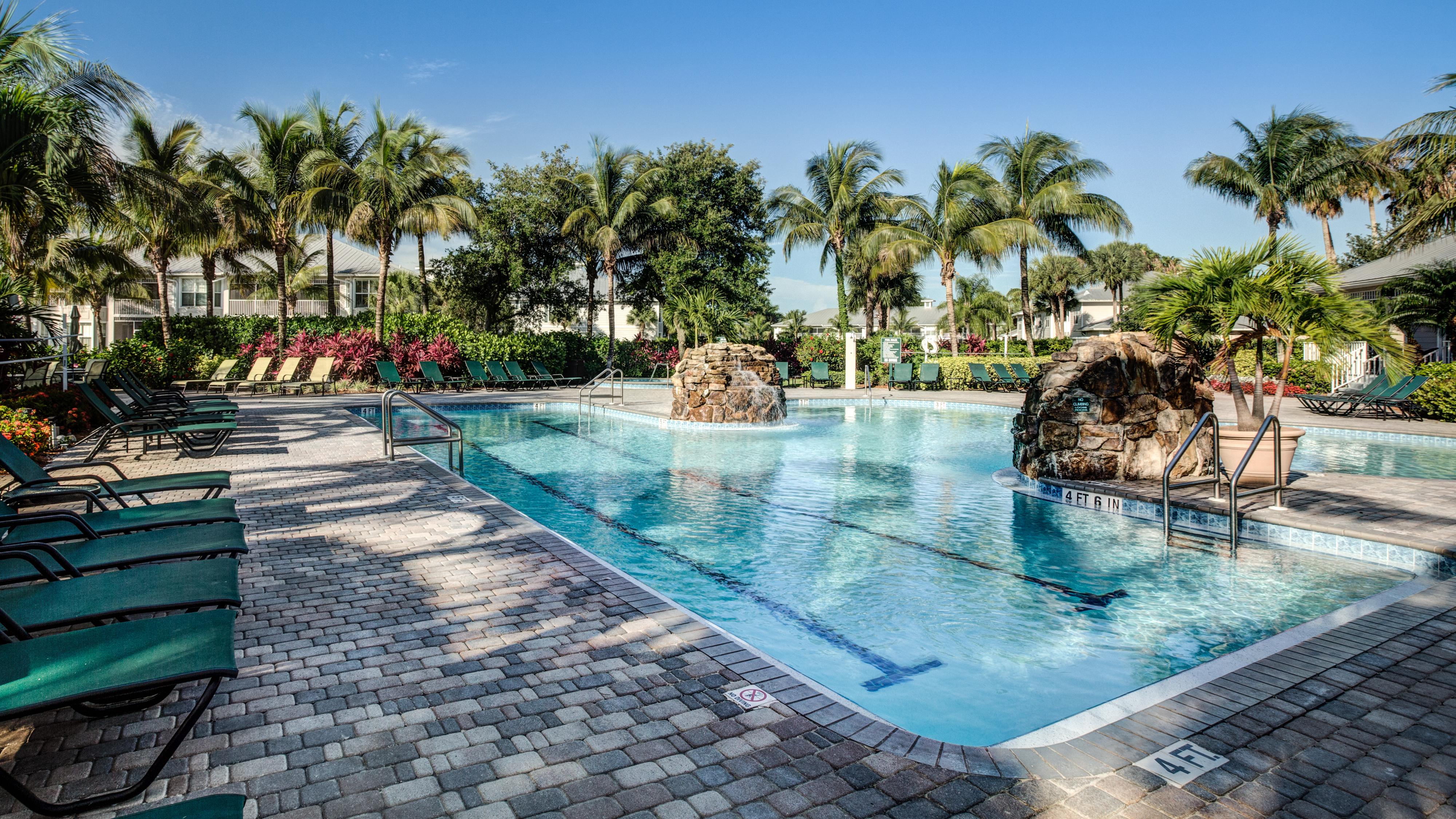 Resort Greenlinks Golf At Lely Naples Manor
