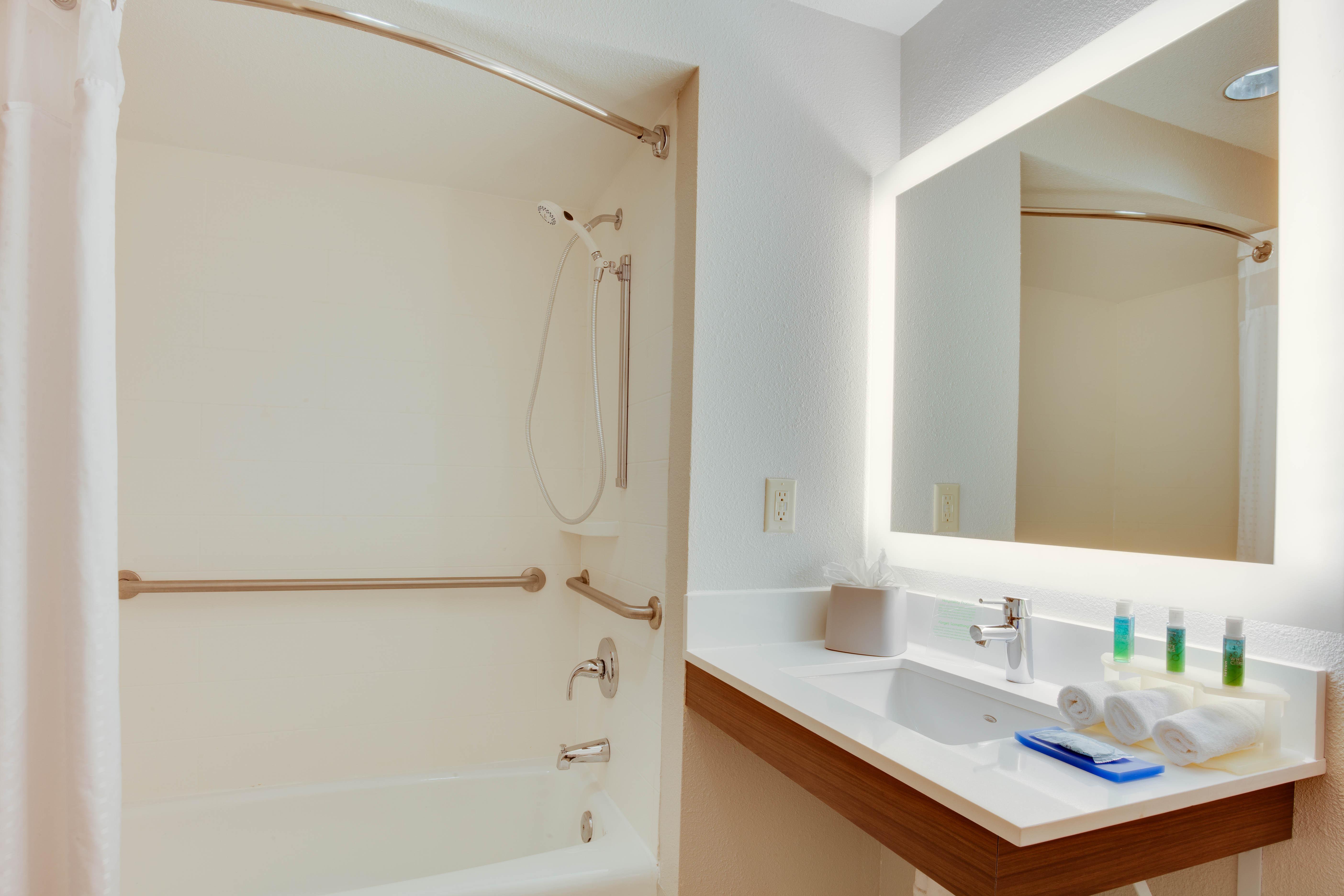 Express & International Airport By Ihg Orlando