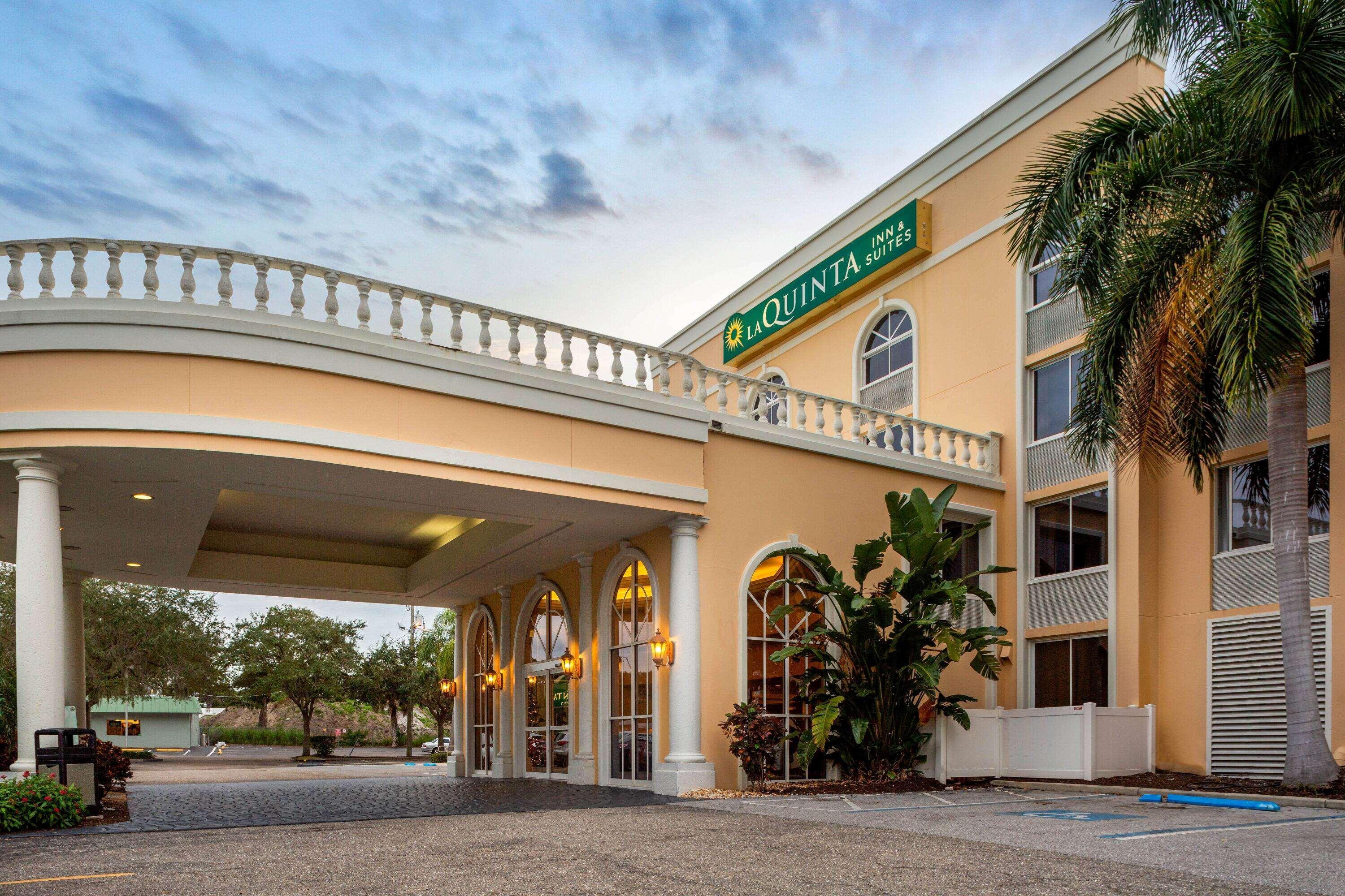 Hotel La Quinta By Wyndham Downtown