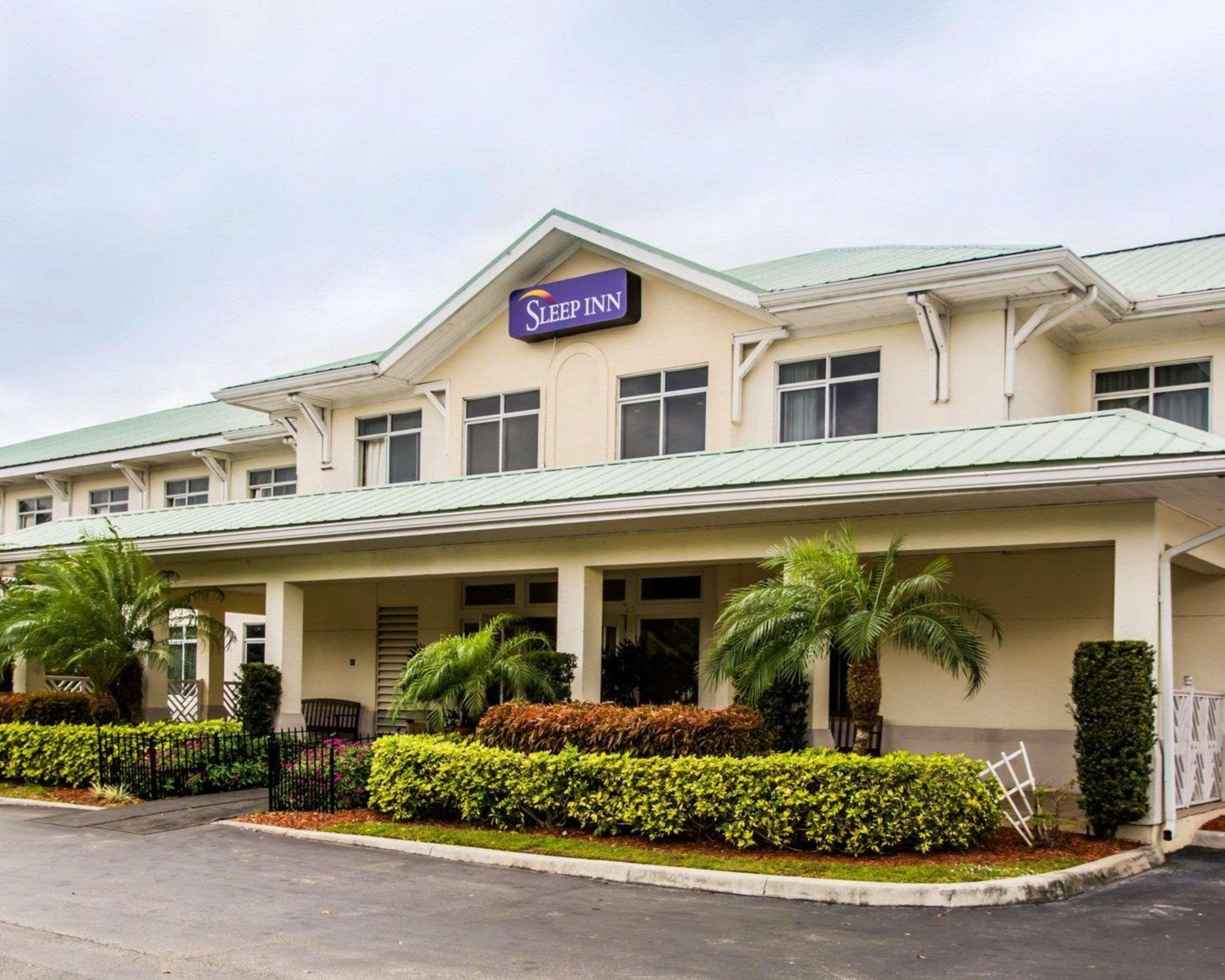 Sleep At Pga Village Inn