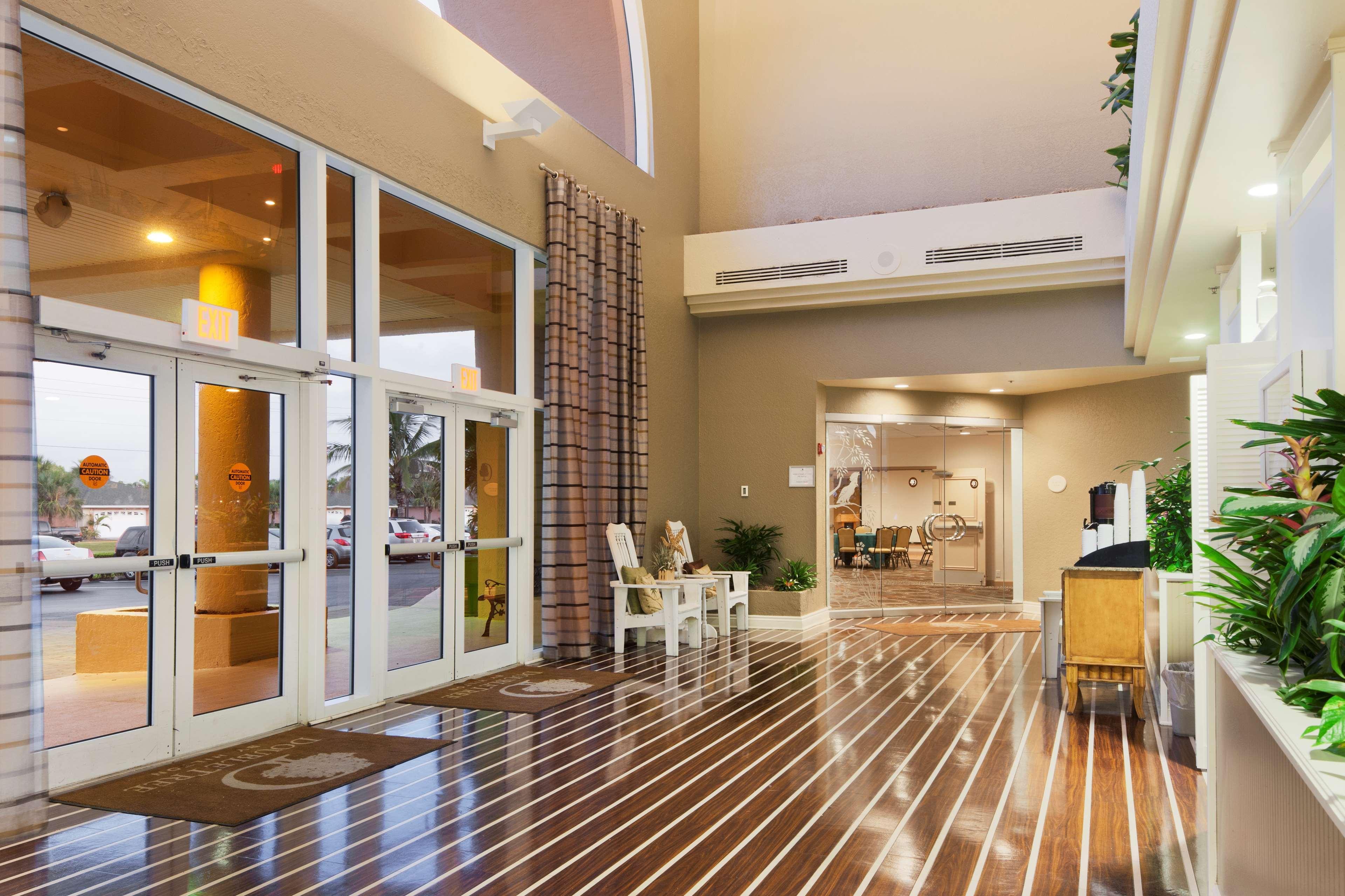 Doubletree By Hilton Oceanfront Hotel 4*