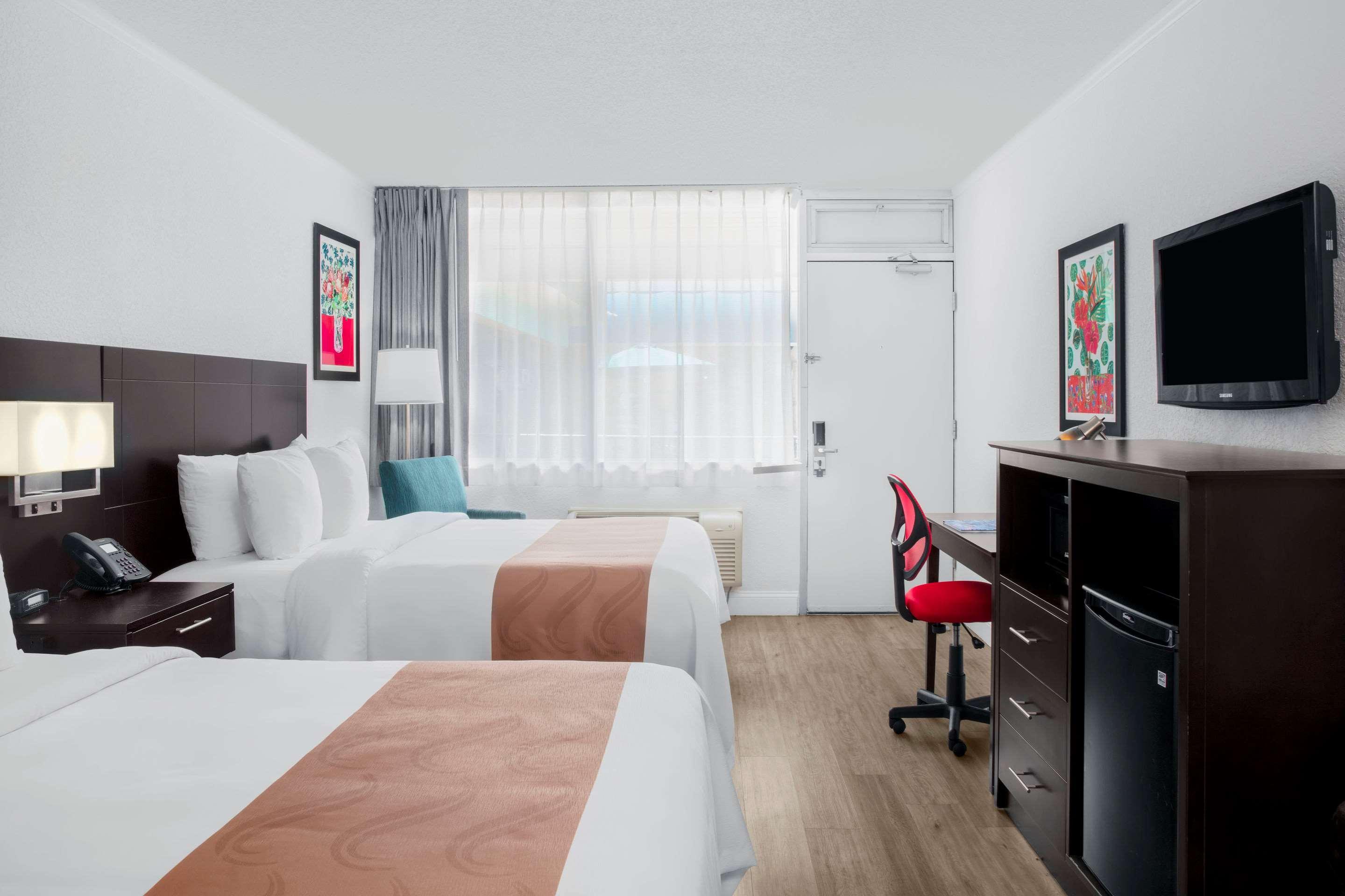 Inn Quality Miami South 2*