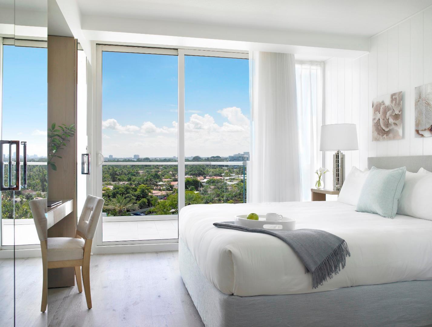 Grand Hotel Surfside