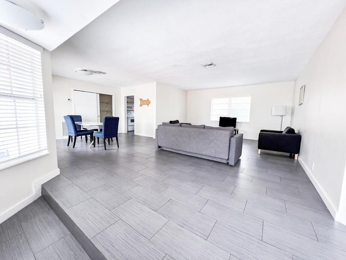 Tara A North Village 3* Fort Lauderdale
