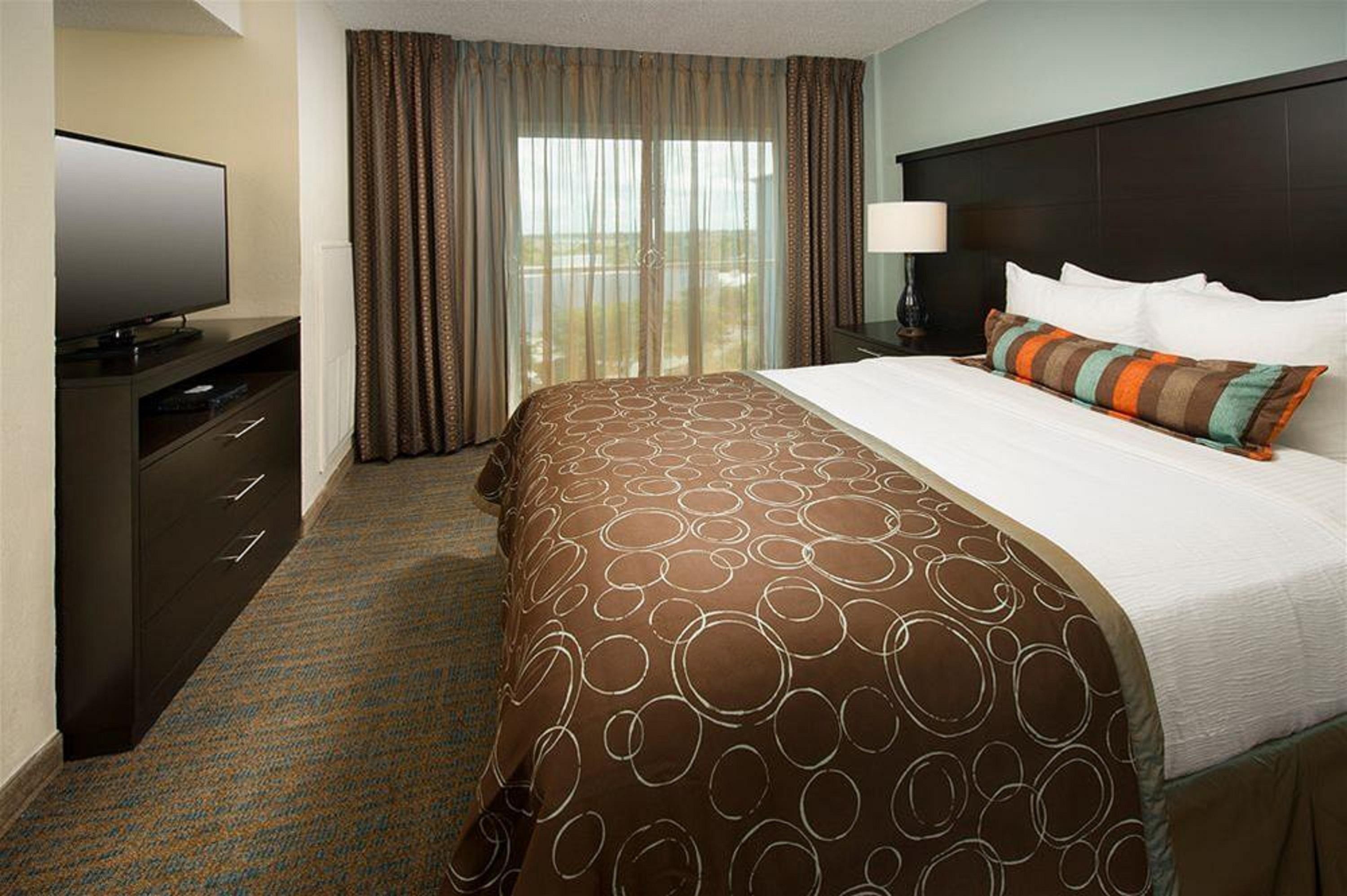 Staybridge Miami Area By Ihg