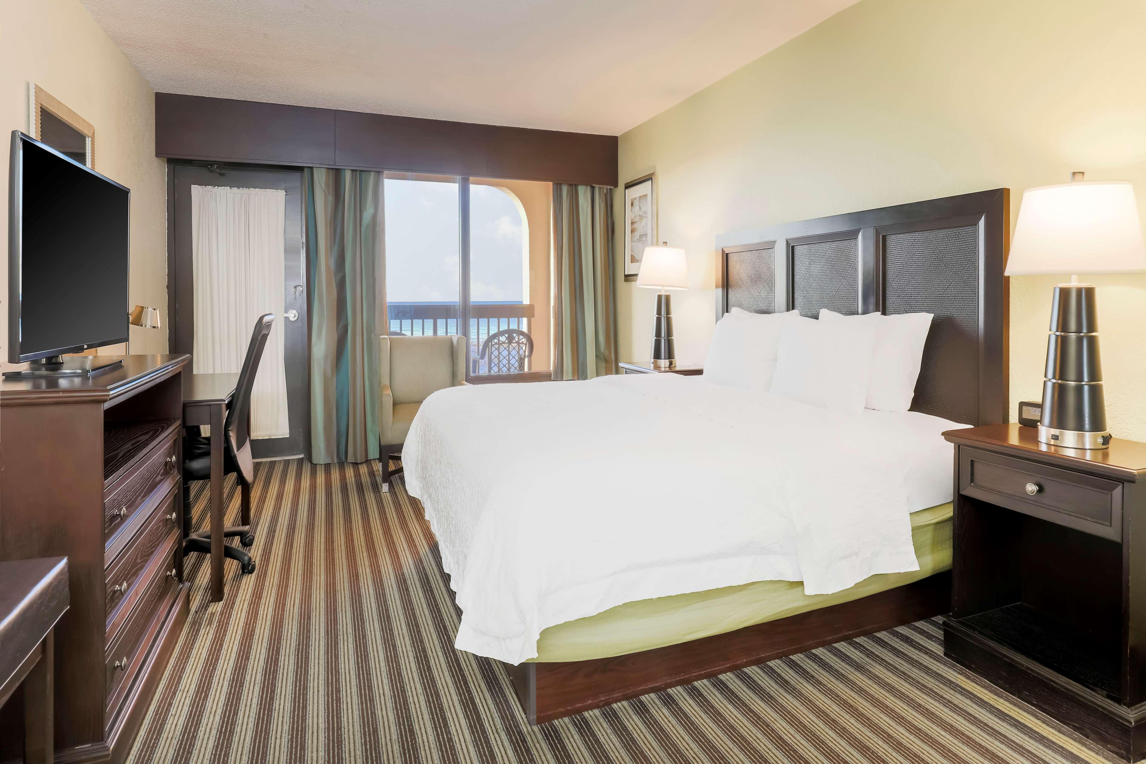 Hampton Walton Hotel 3*